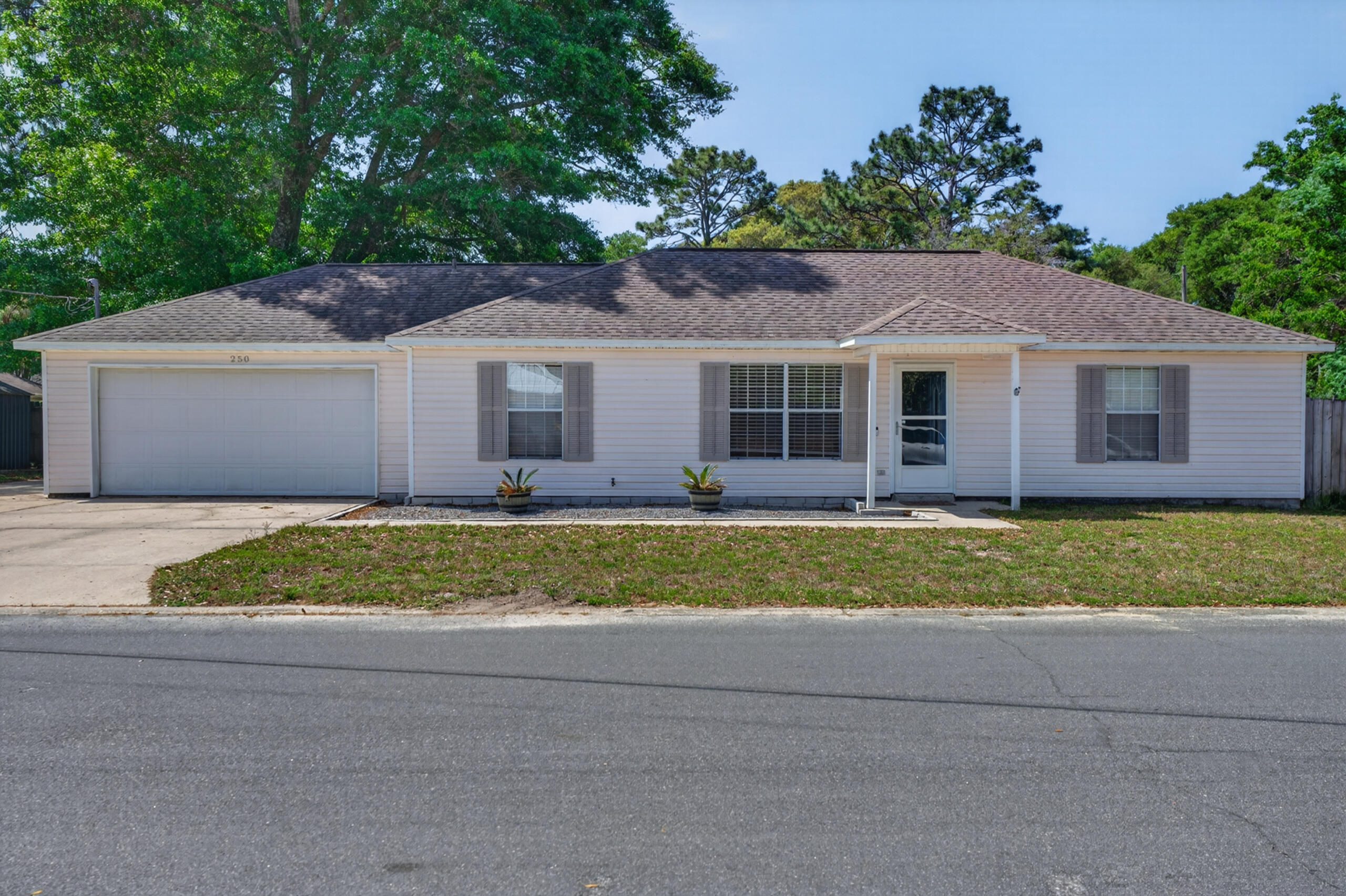 MILLS LANDING - Residential
