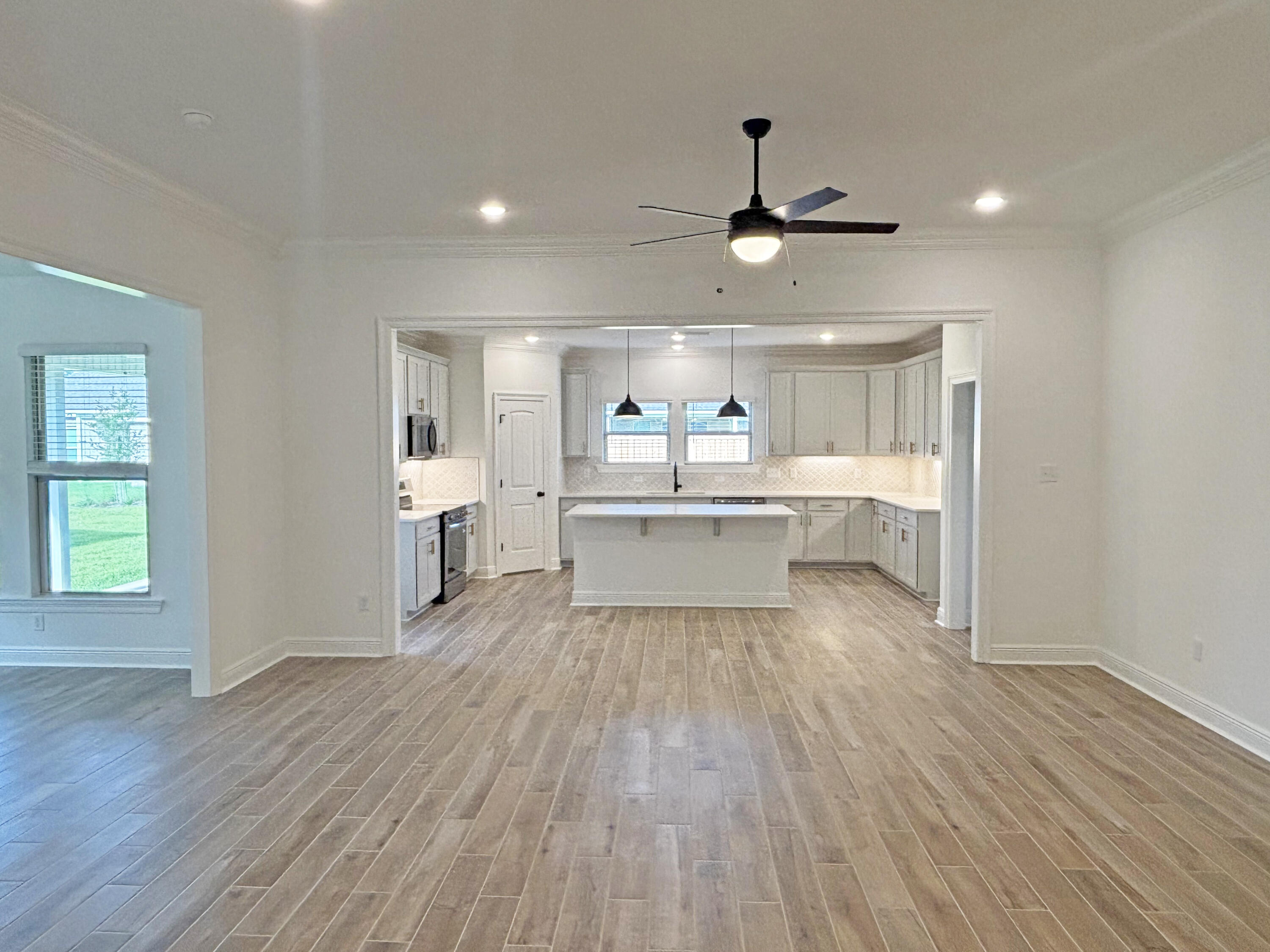 HAMMOCK BAY - BIRD SONG - Residential