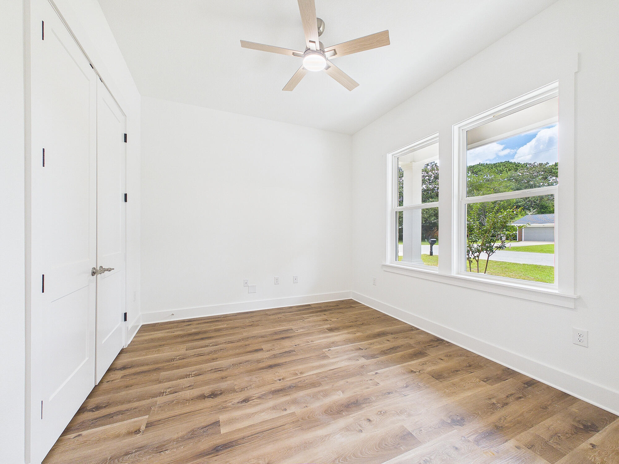 LONGWOOD - Residential