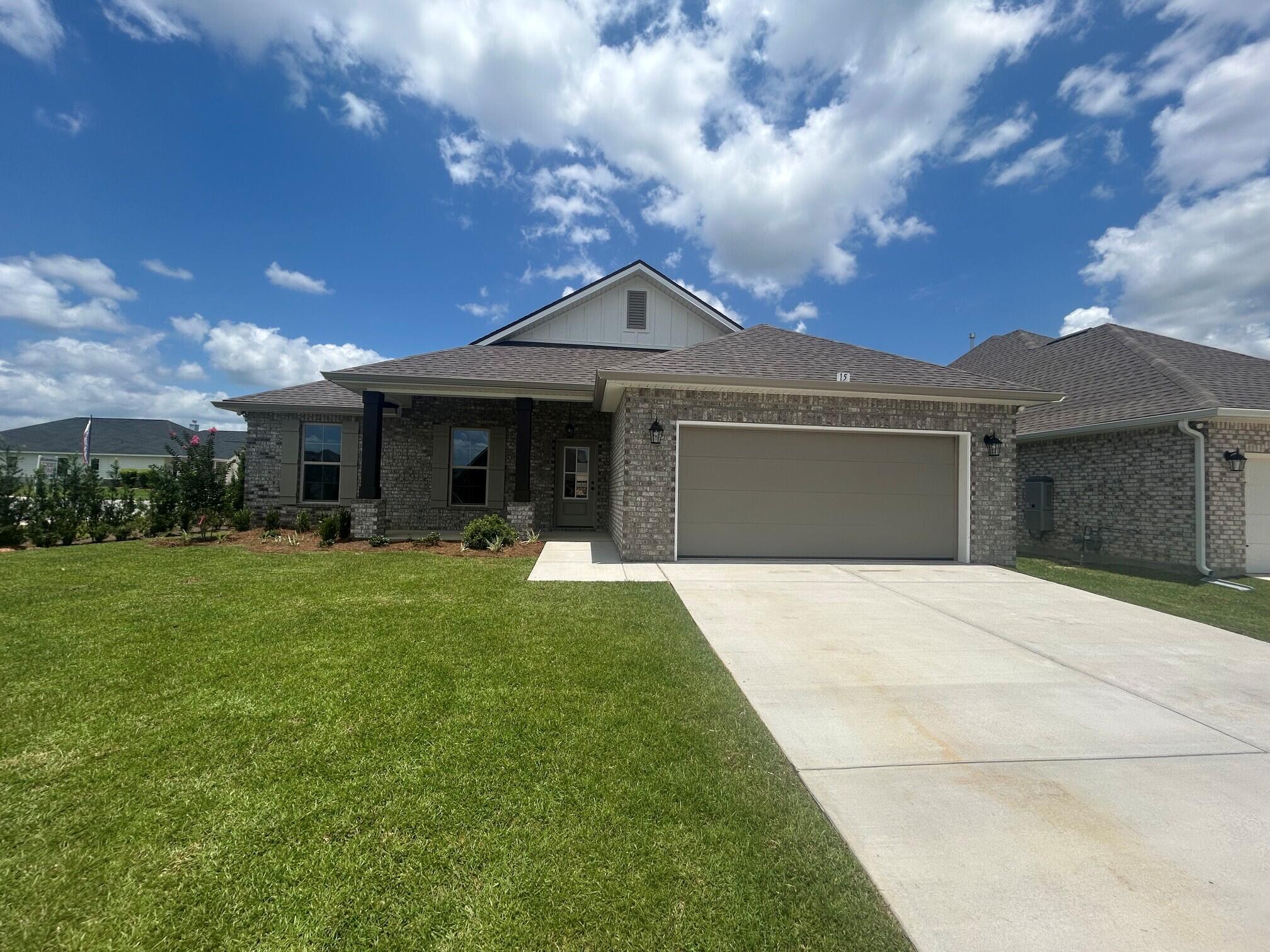 THE BLUFFS AT LAFAYETTE - Residential