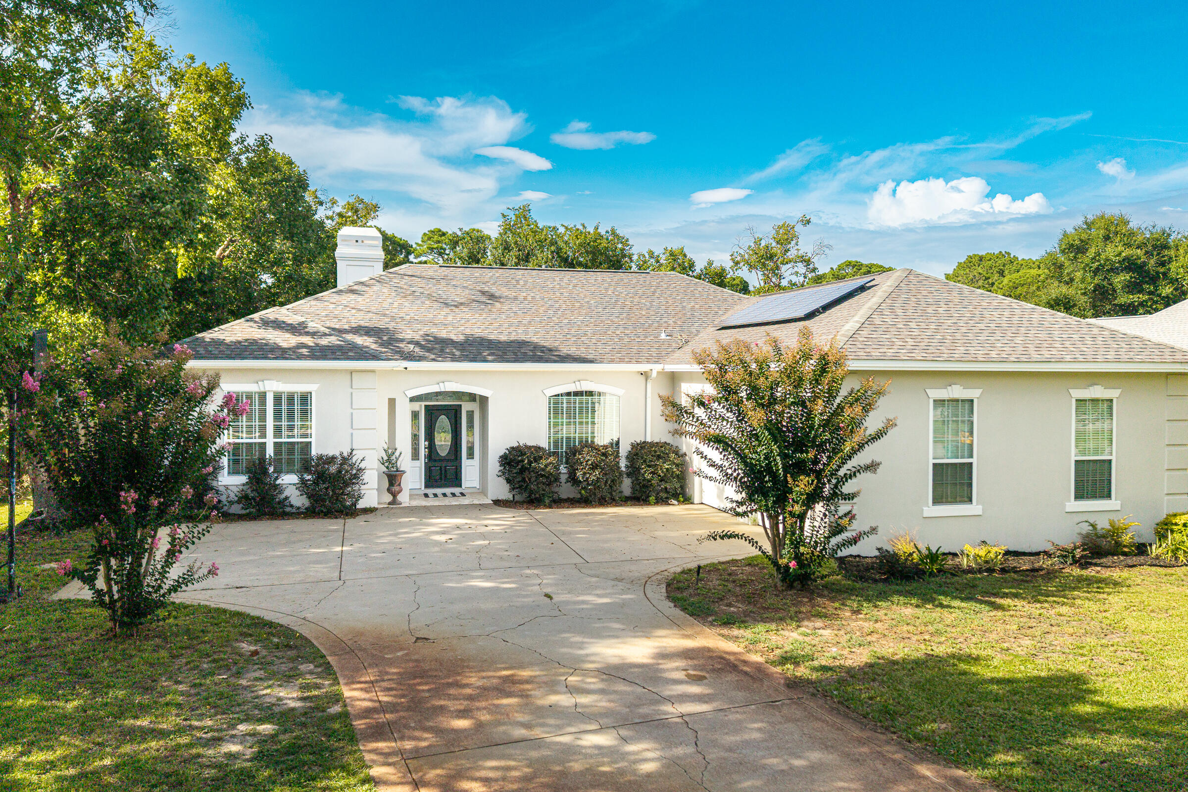 WINDSOR FOREST - Residential