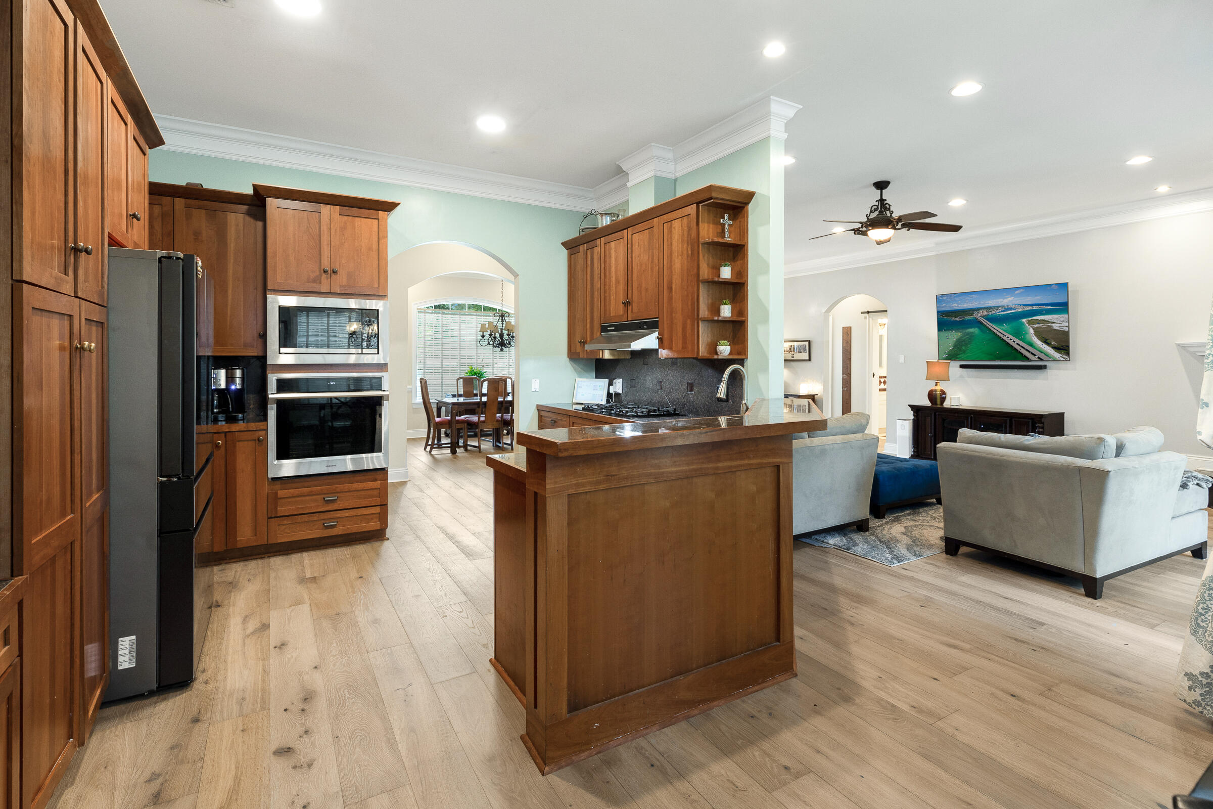 WINDSOR FOREST - Residential