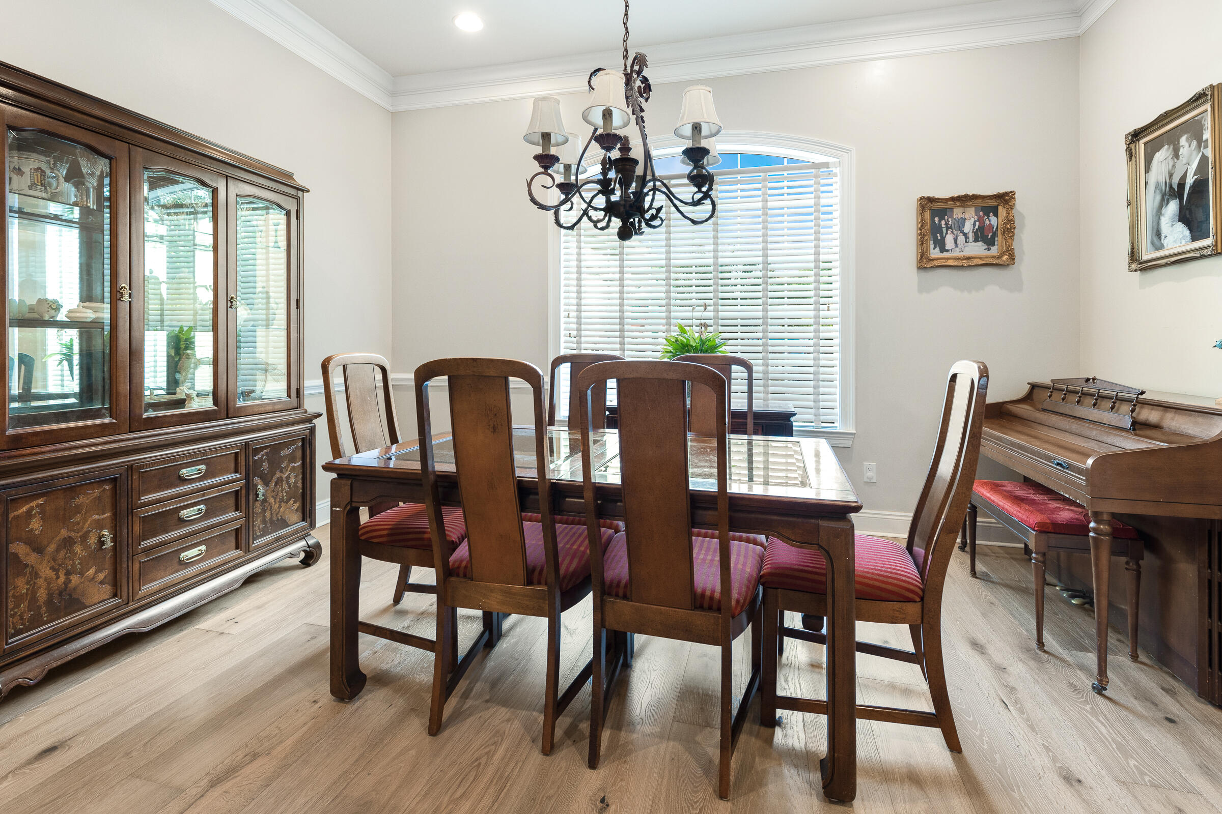 WINDSOR FOREST - Residential