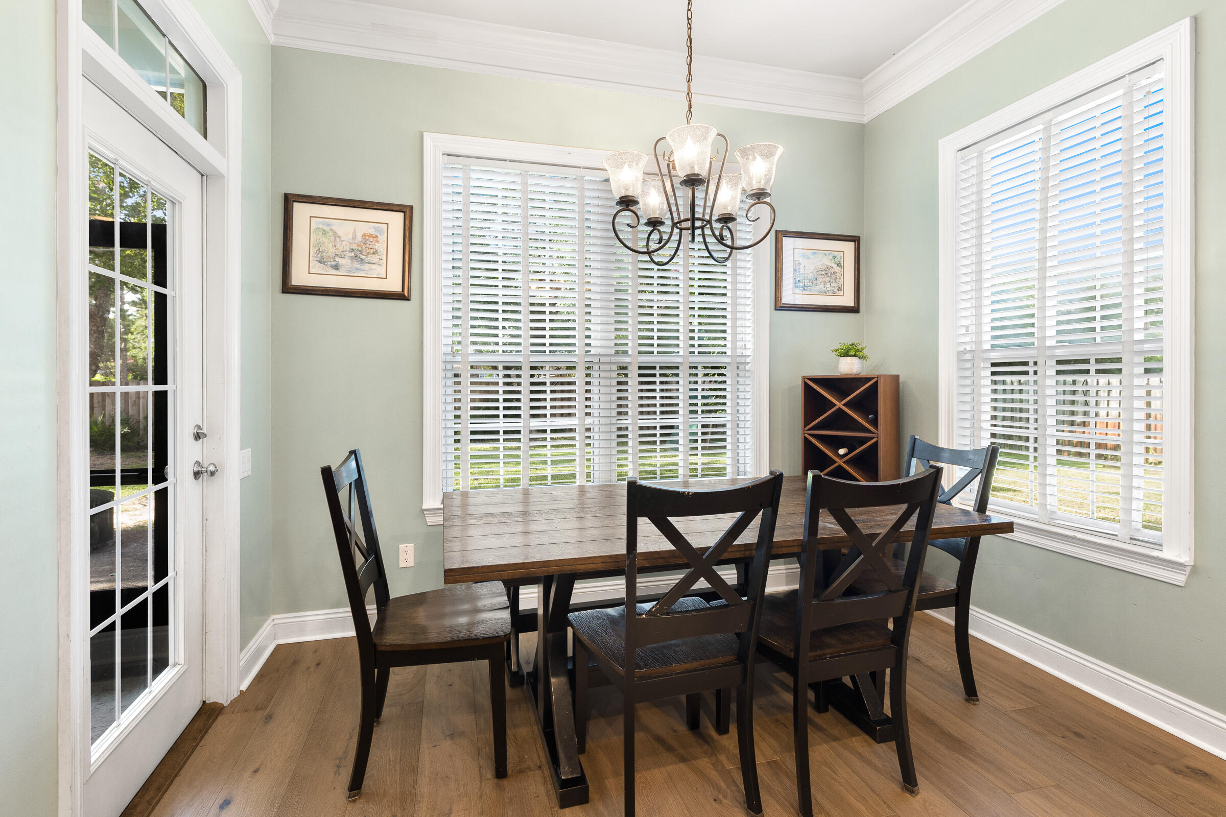 WINDSOR FOREST - Residential