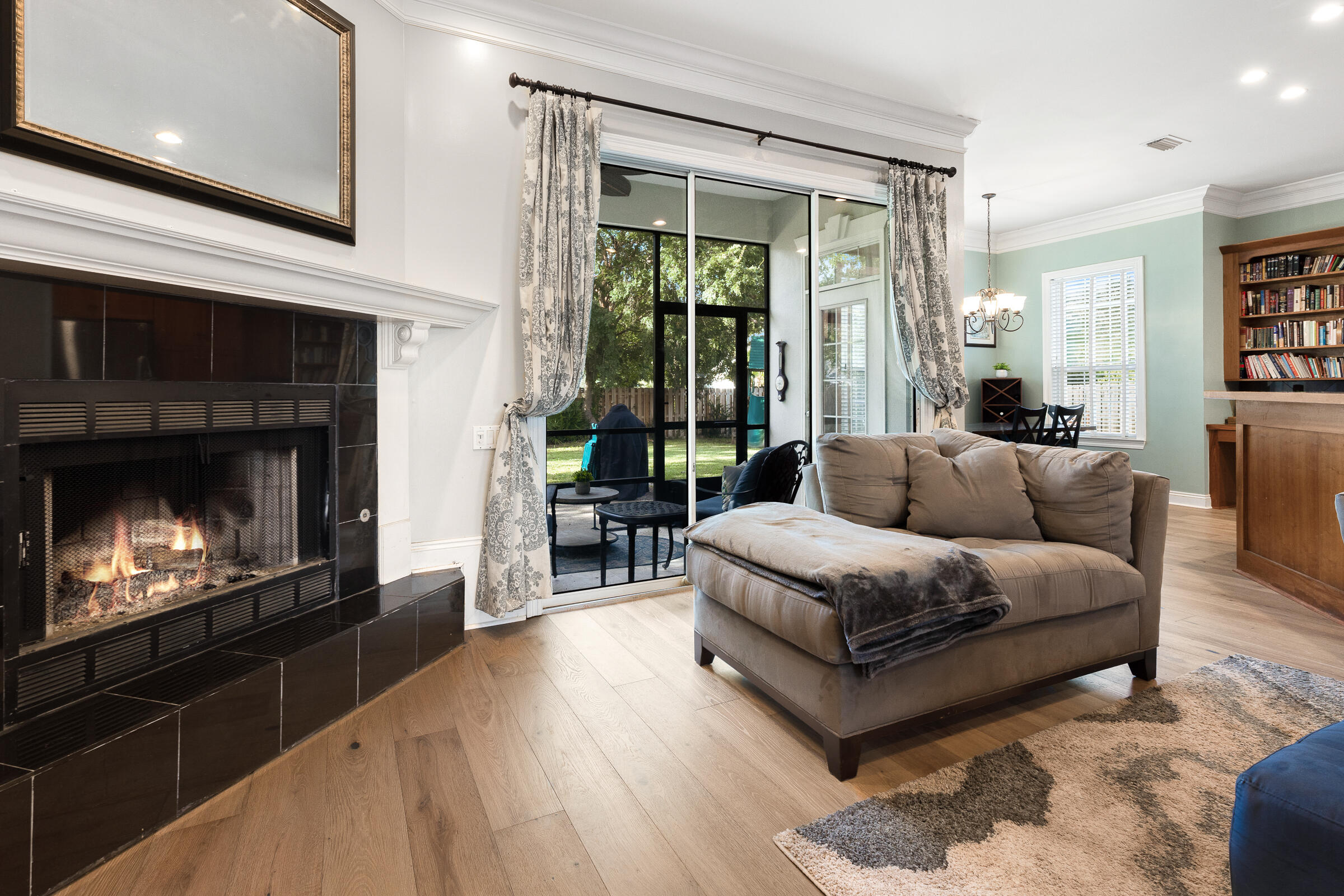 WINDSOR FOREST - Residential