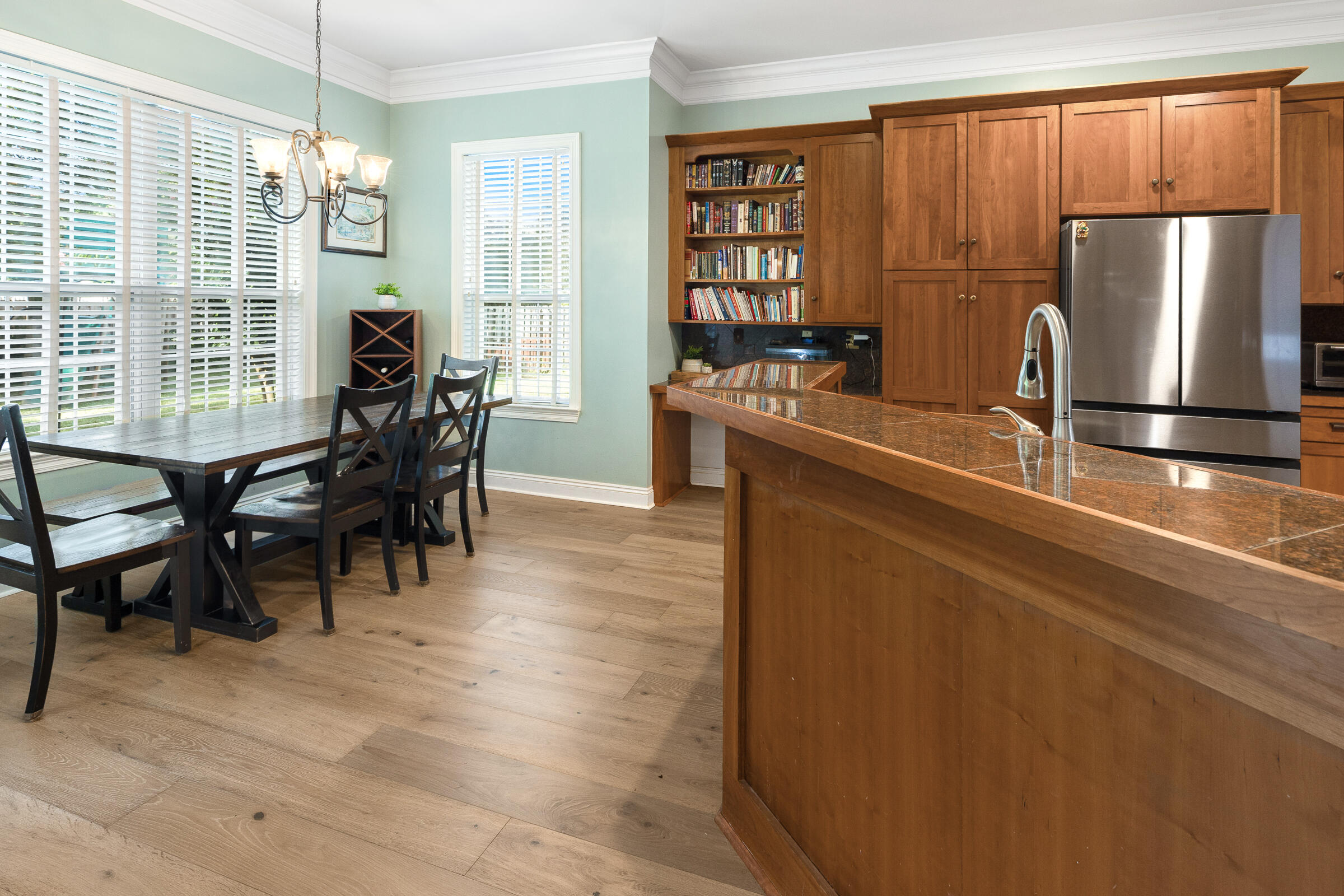 WINDSOR FOREST - Residential