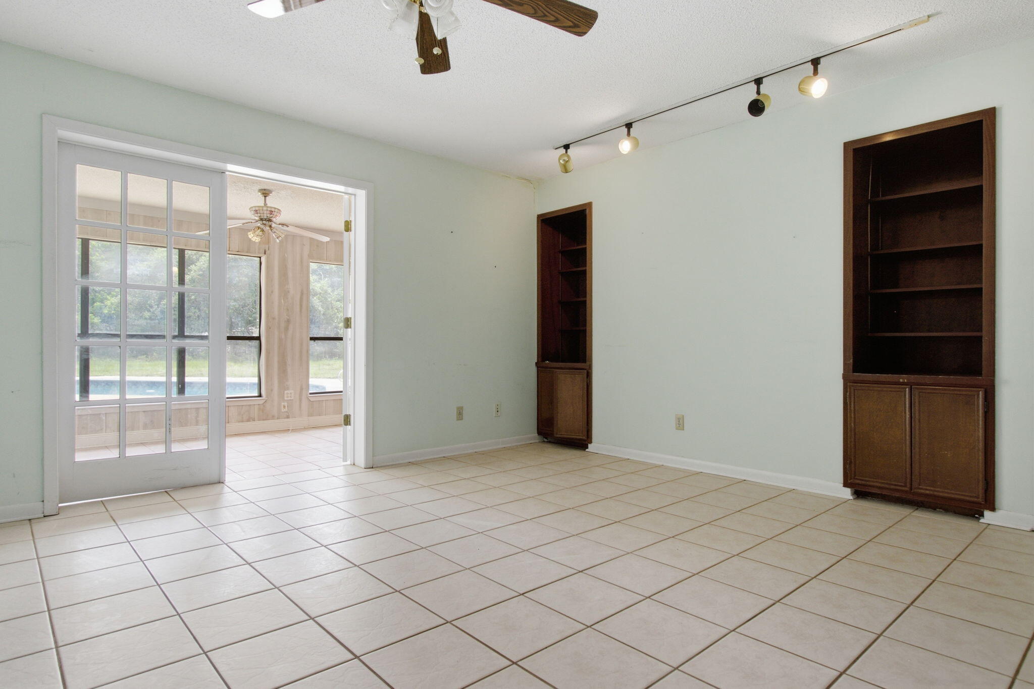 BROOK HAVEN - Residential