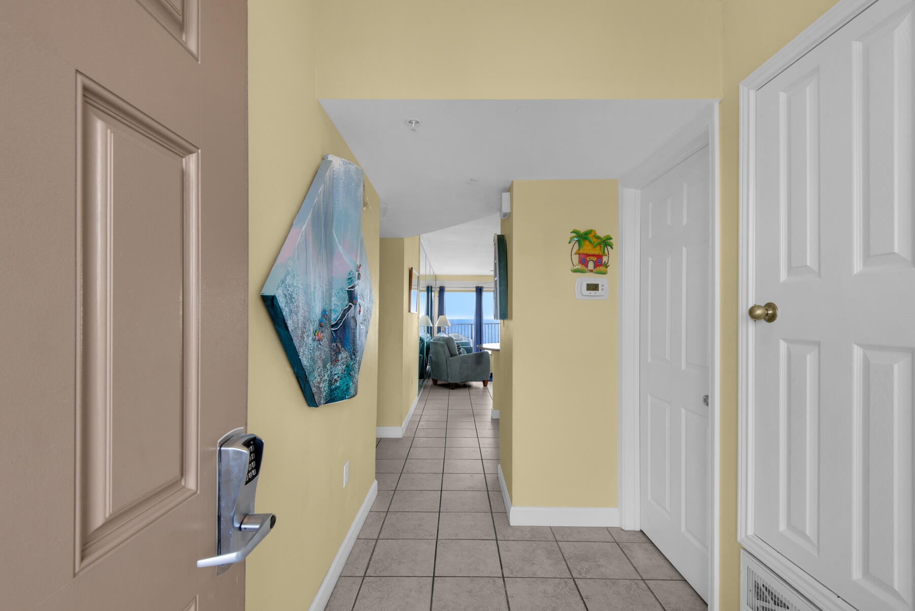 EMERALD TOWERS WEST CONDO - Residential