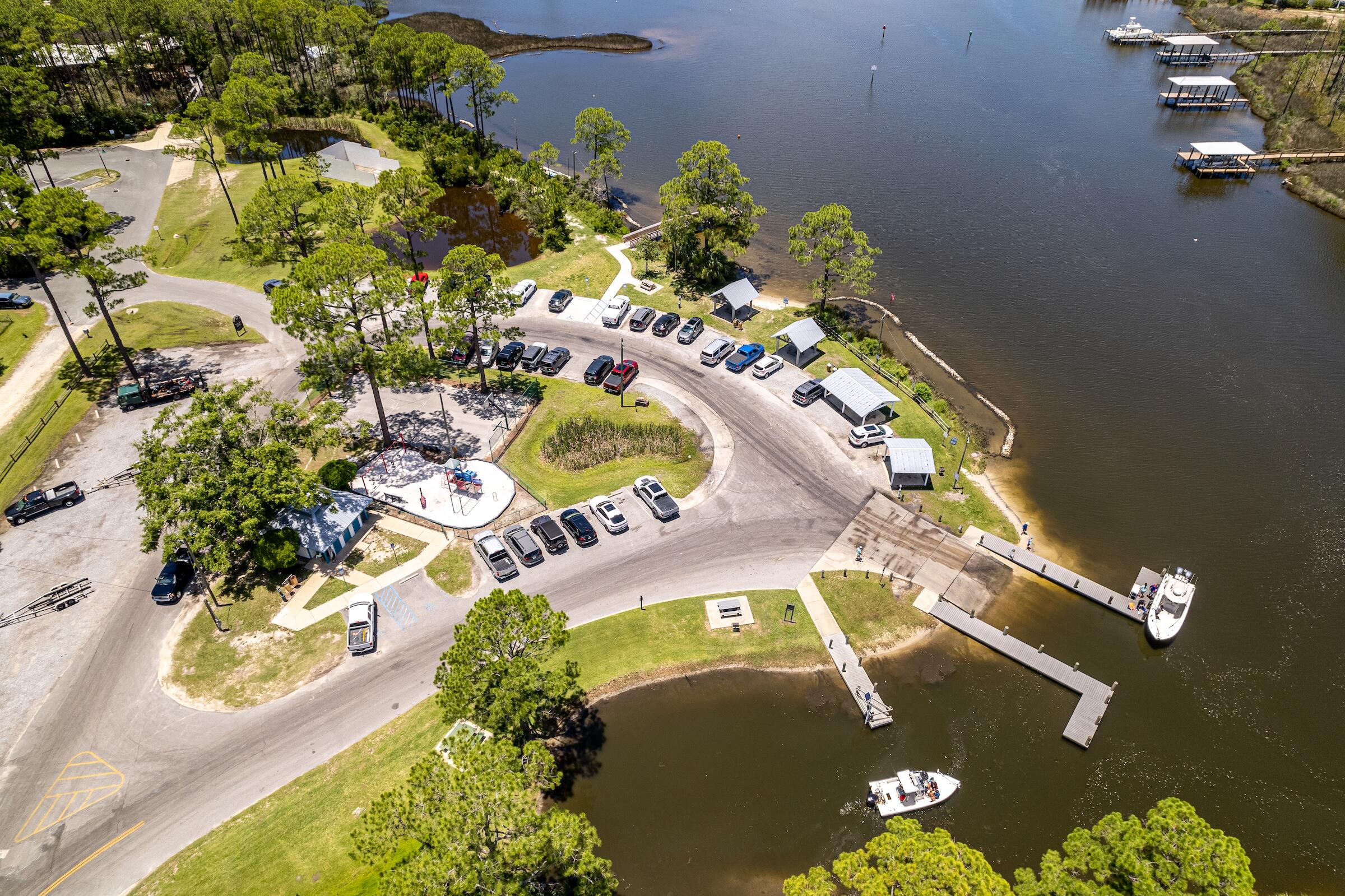CESSNA LANDING - Residential