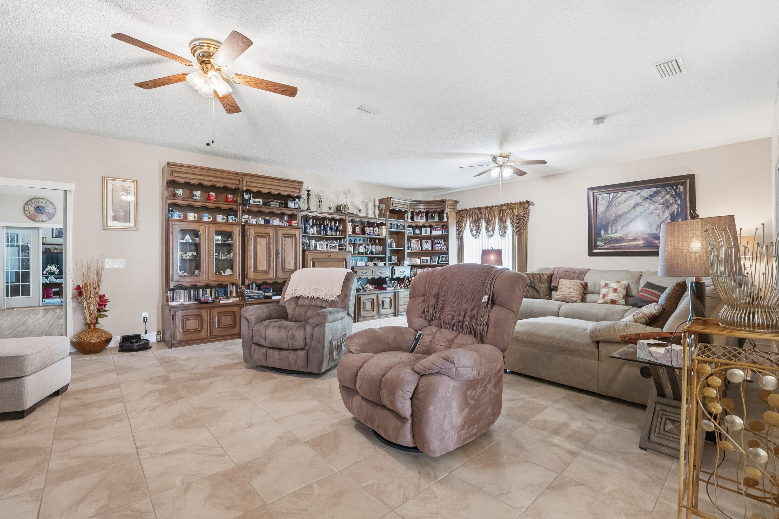 HOLLEY BY THE SEA - Residential