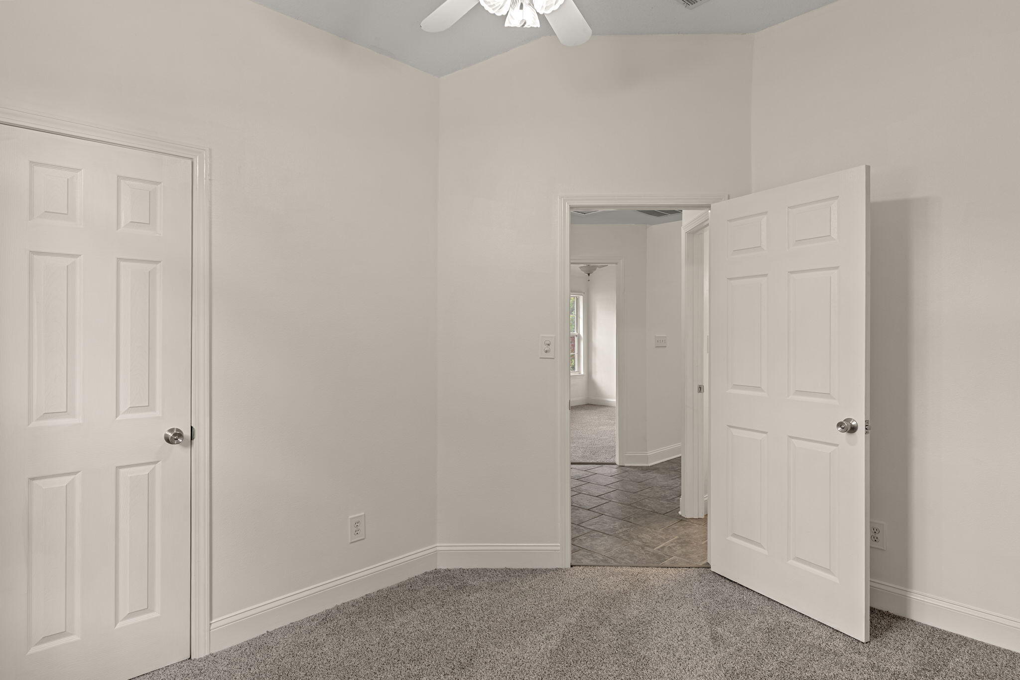 HARBOR OAKS - Residential