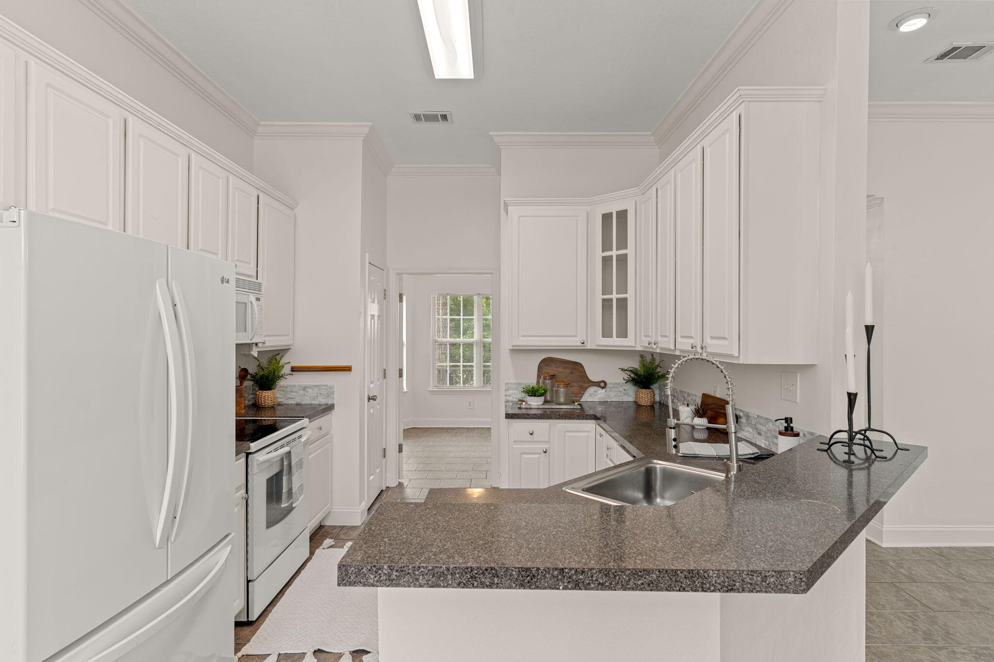 HARBOR OAKS - Residential