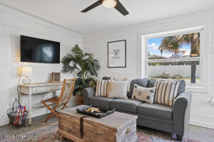 BID-A-WEE BEACH 1ST ADDN - Residential