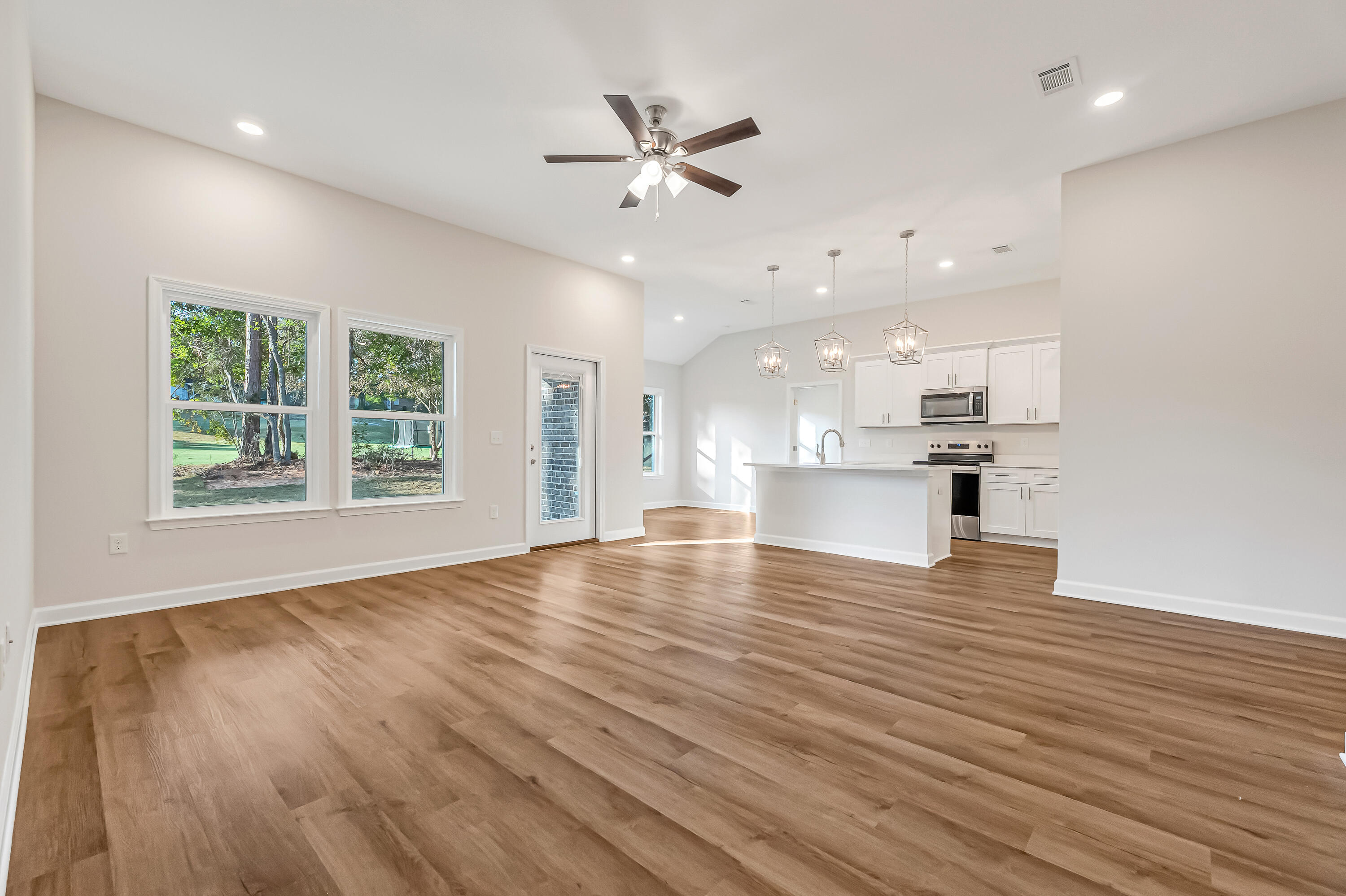 CORONADO VILLAGE PH II - Residential