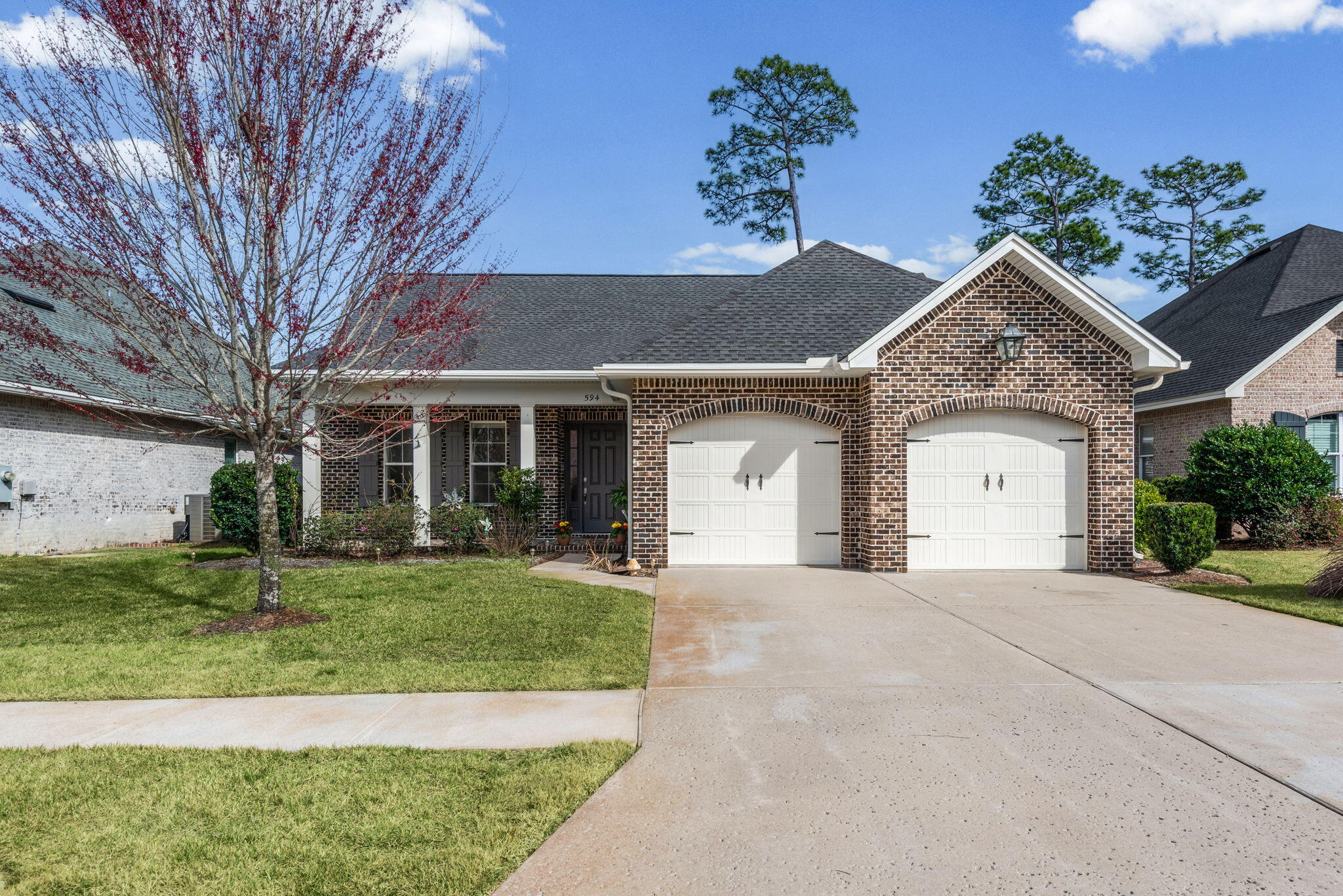 MAGNOLIA WOODS - Residential
