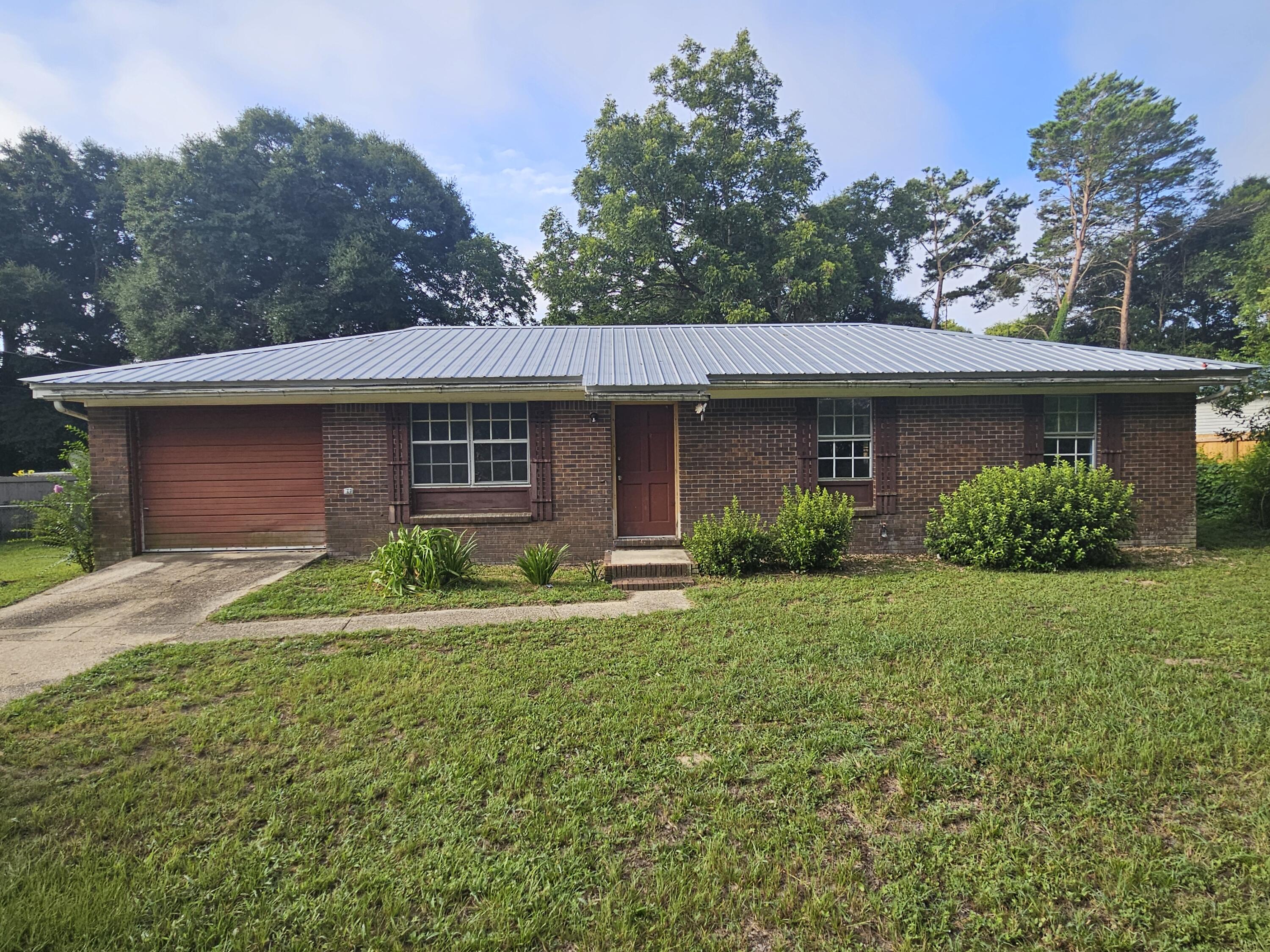 OAKDALE MINI FARMS - Residential