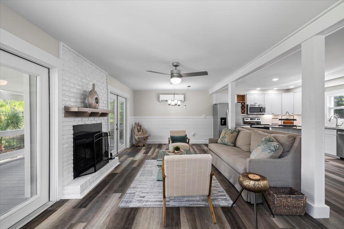 SANTA ROSA BEACH - Residential