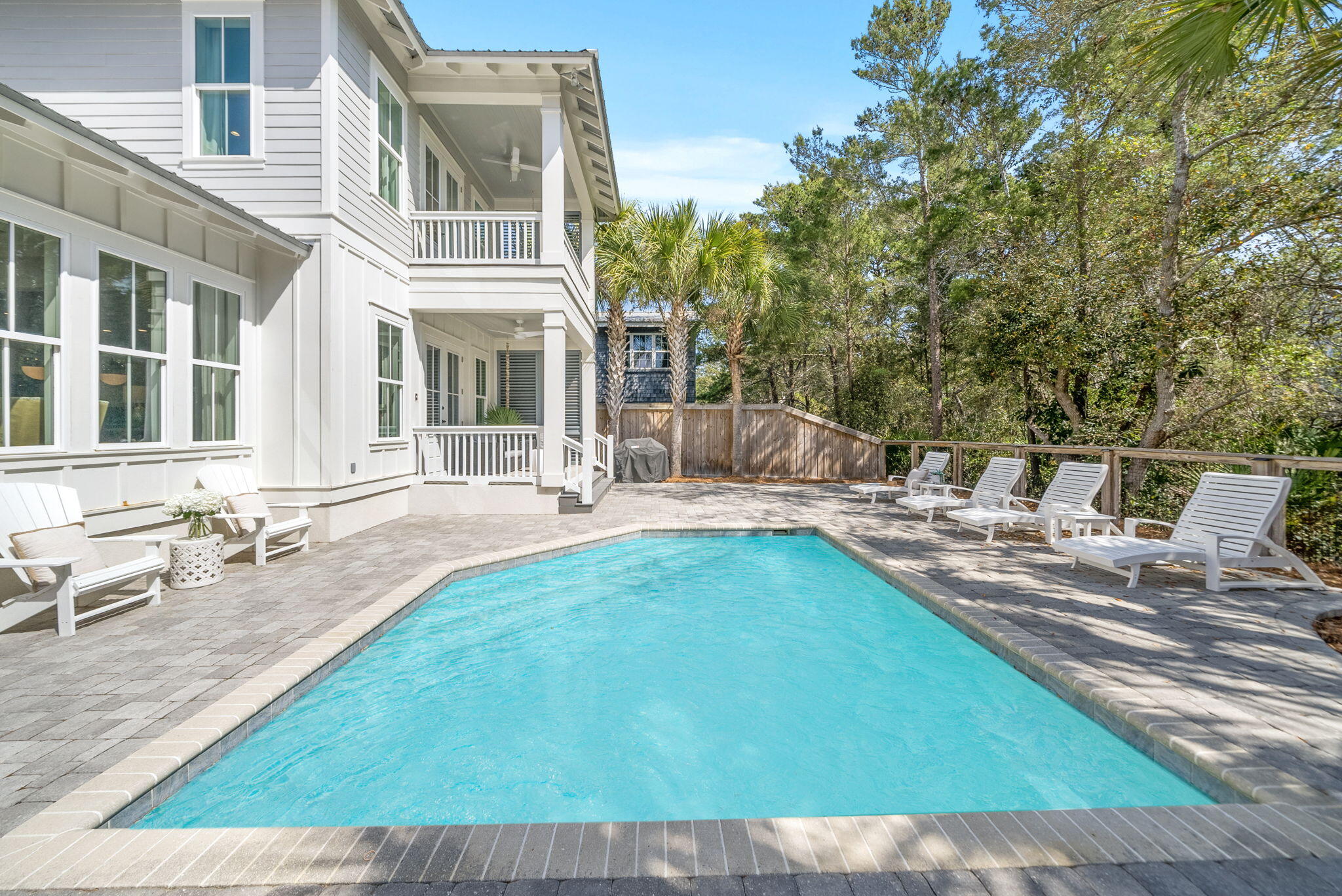 EASTERN LAKE S/D - Residential