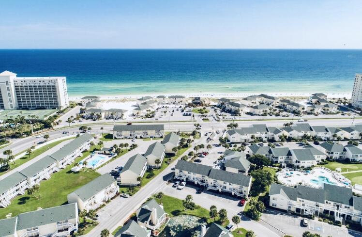 SANDPIPER COVE - Residential