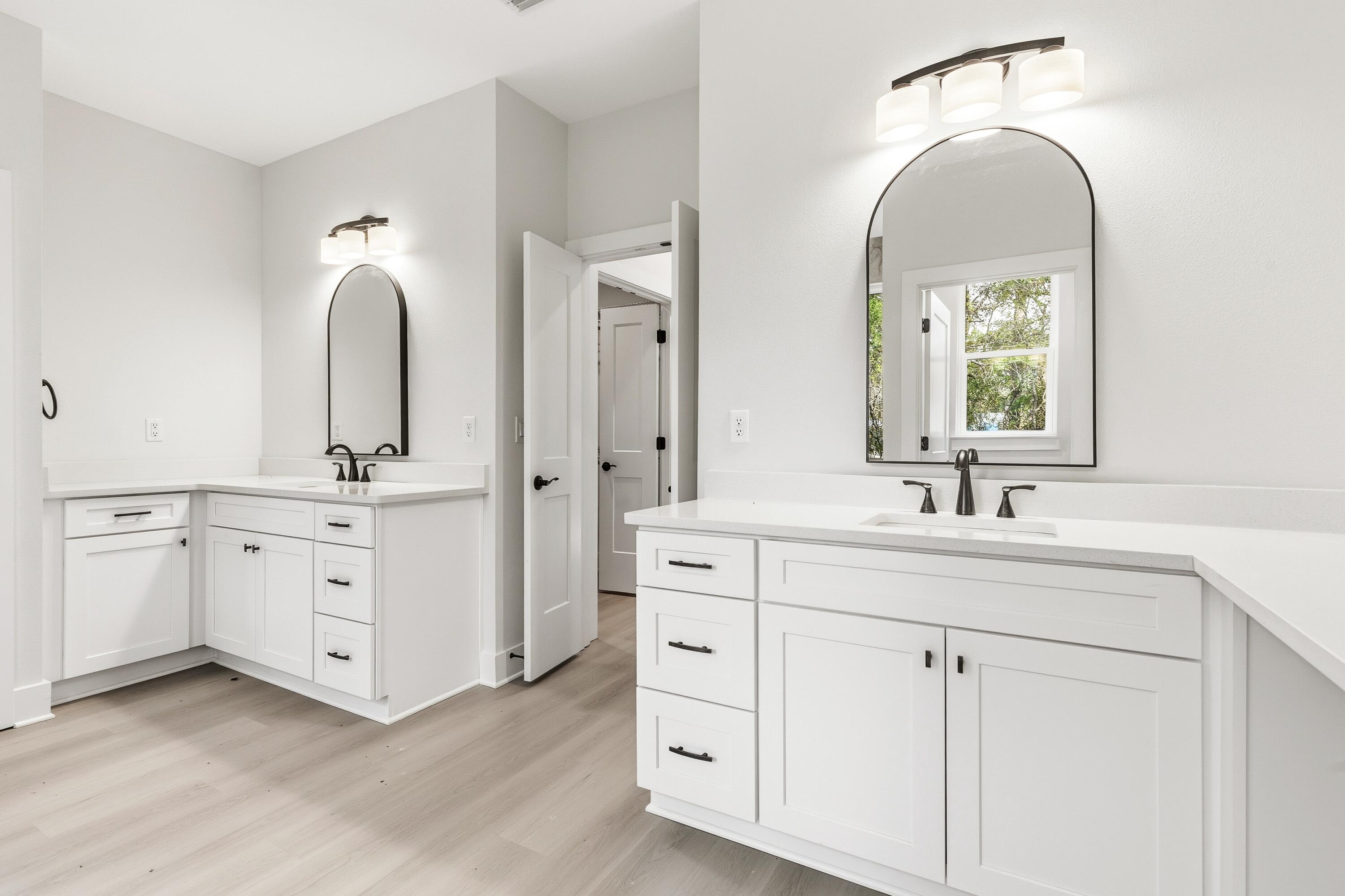 REDFISH POINT - Residential