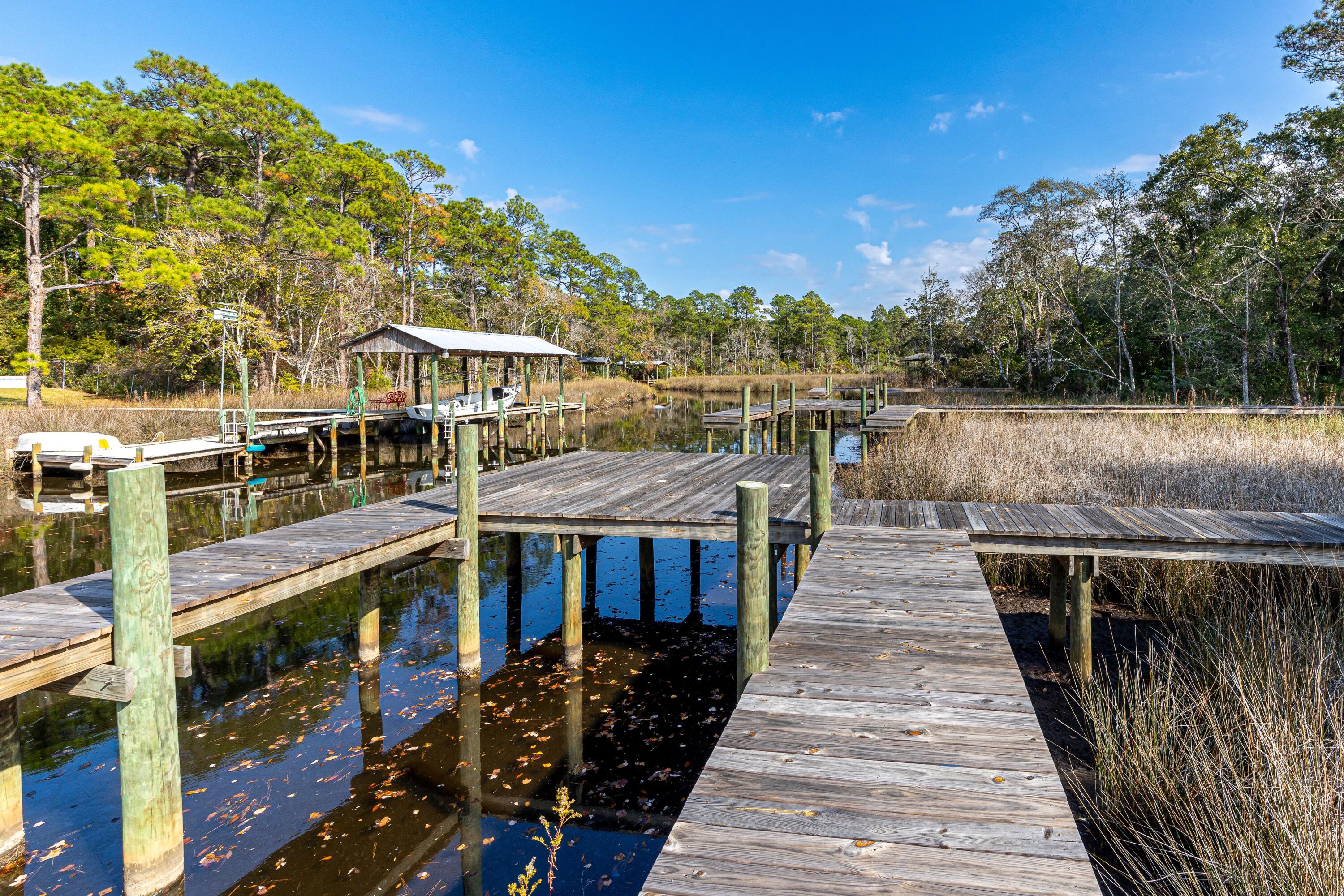 REDFISH POINT - Residential