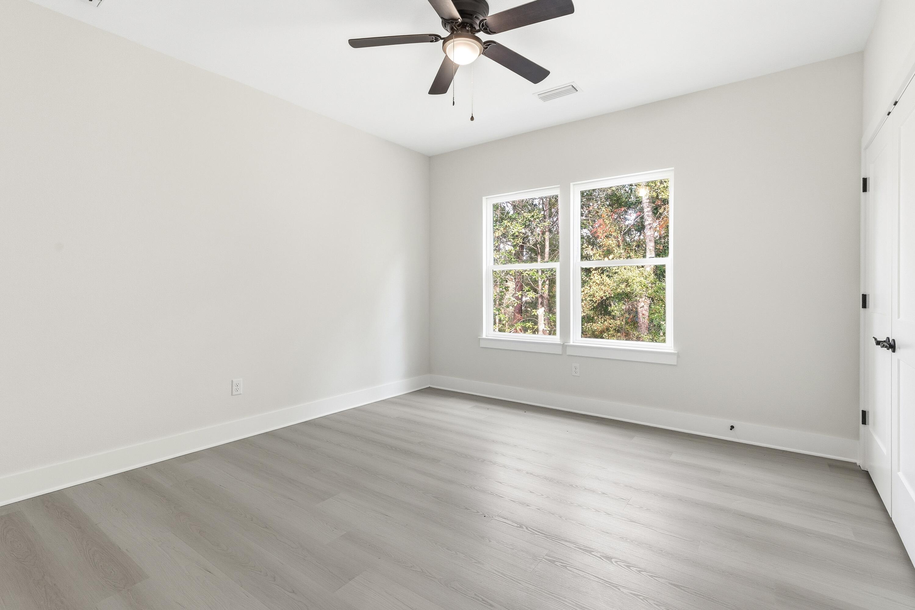 REDFISH POINT - Residential