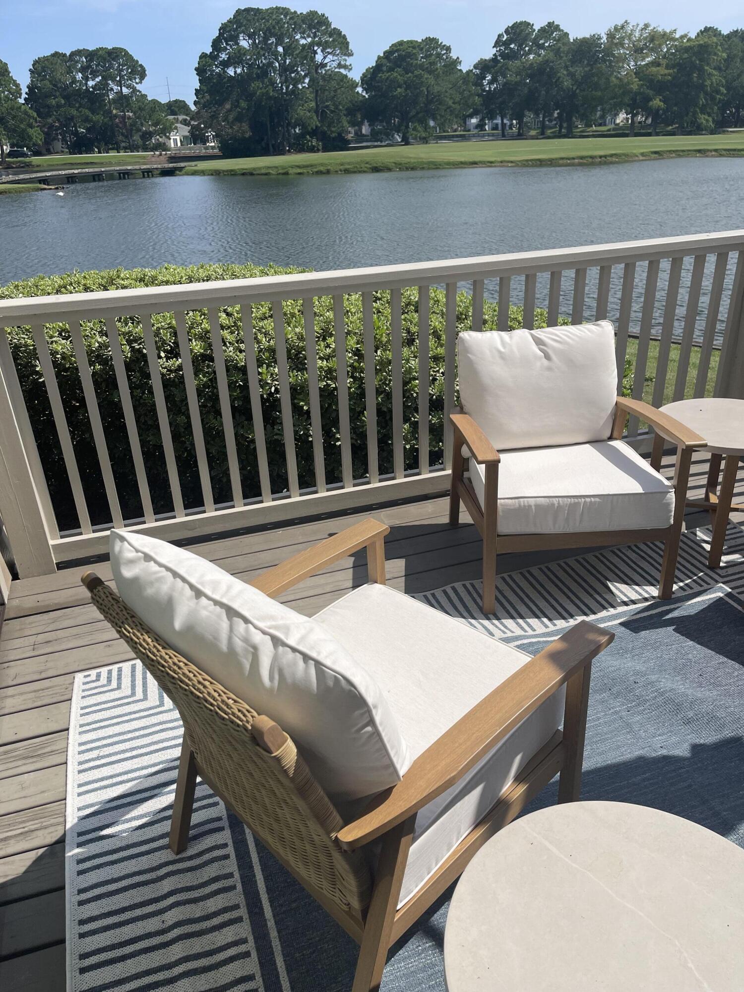 HARBOUR POINT CONDO - Residential