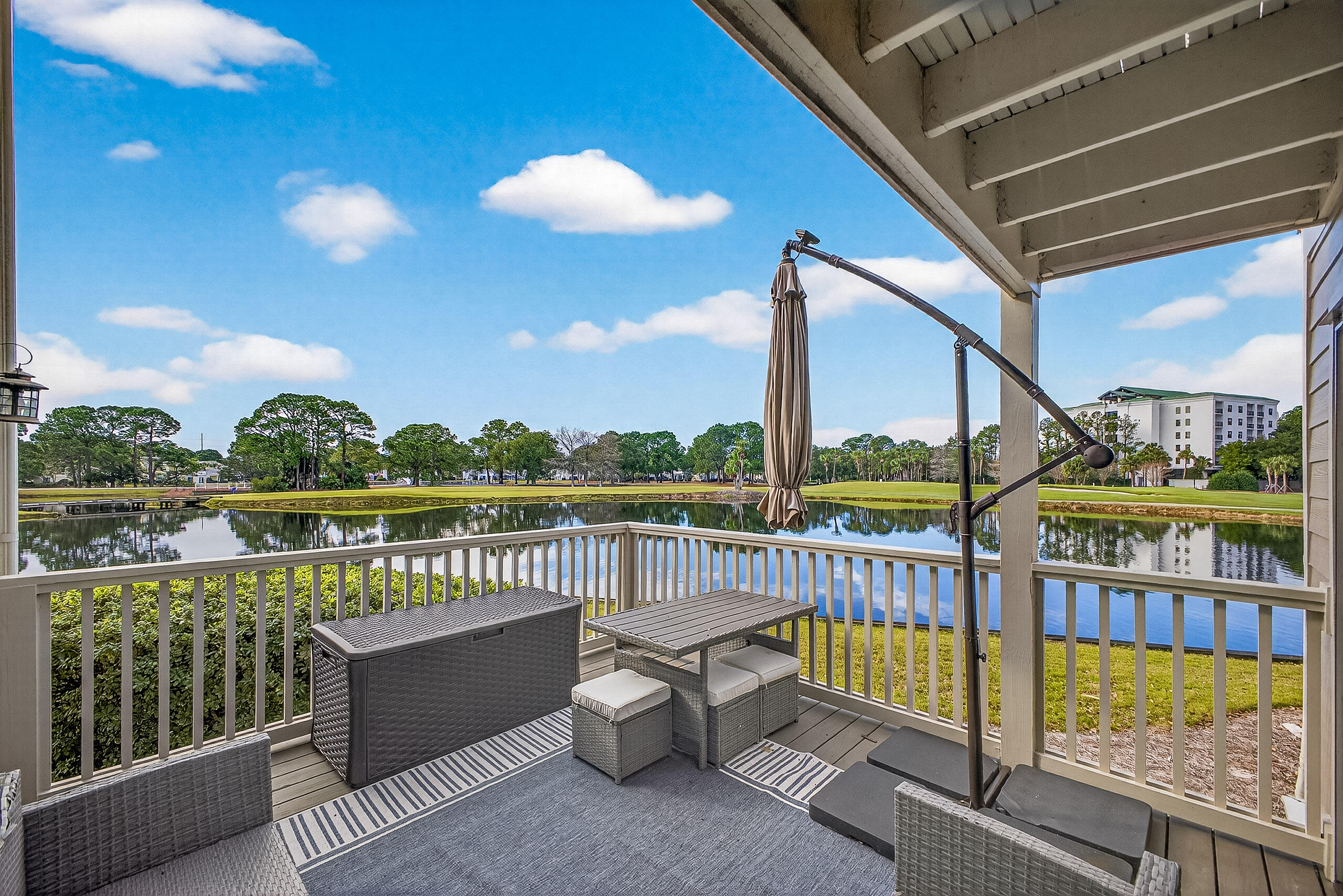 HARBOUR POINT CONDO - Residential