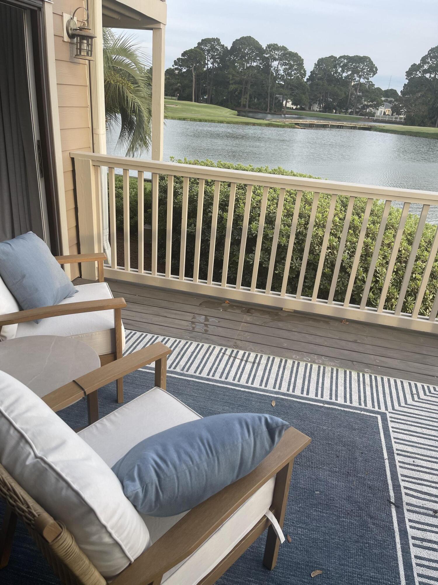 HARBOUR POINT CONDO - Residential