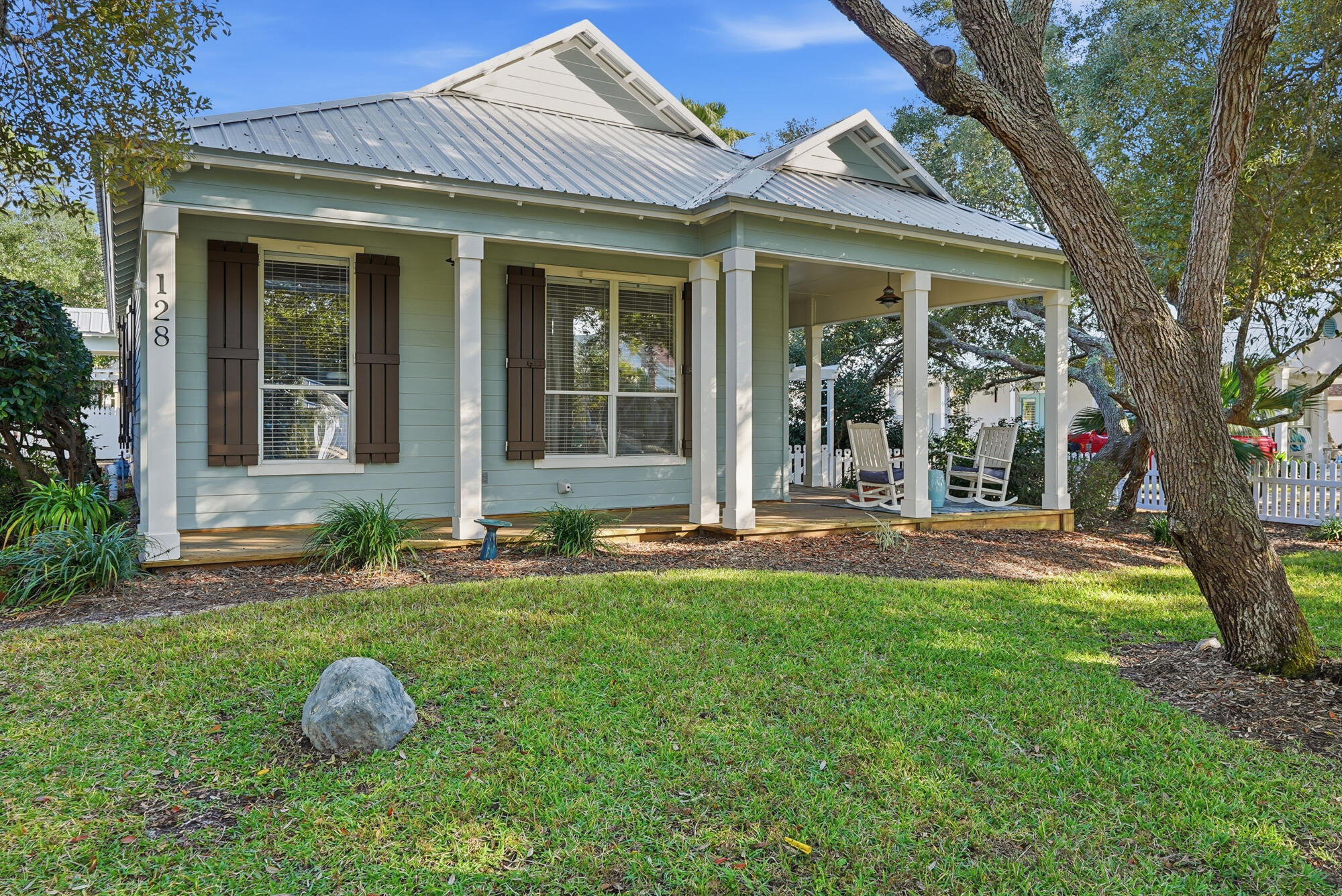 SEABREEZE EAST - Residential
