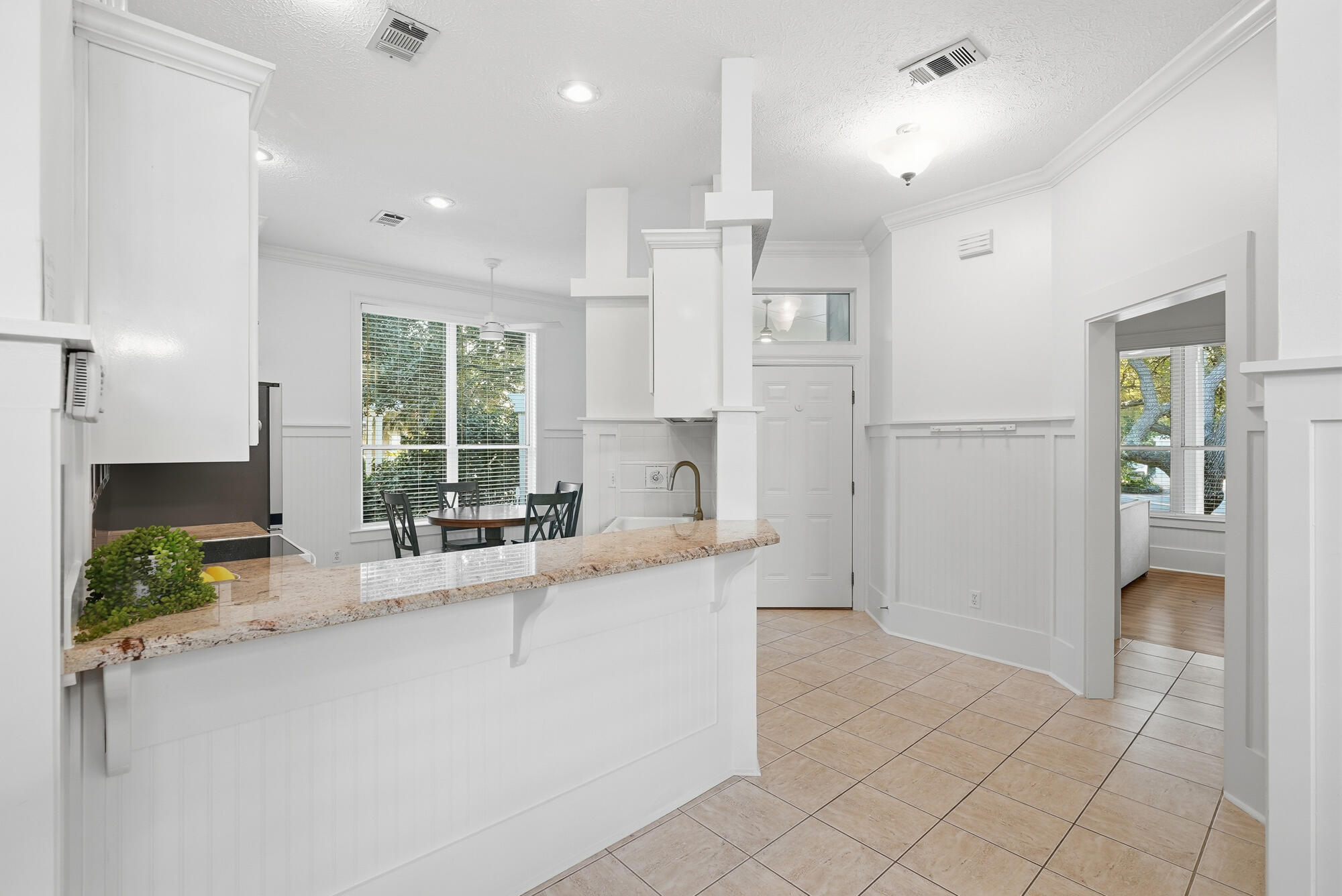SEABREEZE EAST - Residential