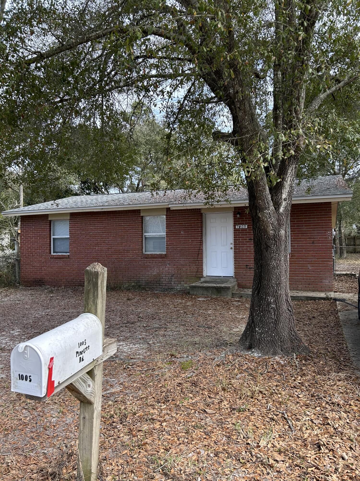 SEASHORE VILLAGE - Residential Lease