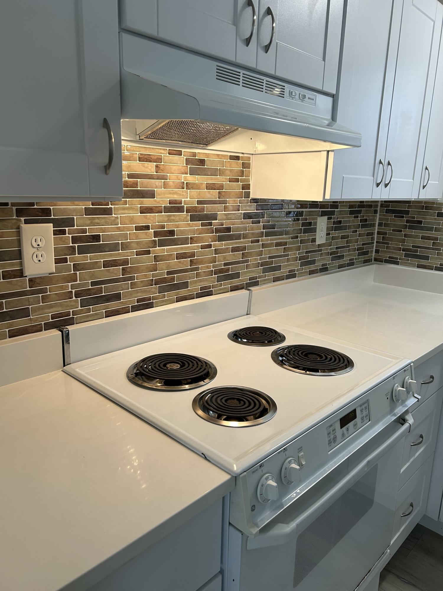 SEASHORE VILLAGE - Residential Lease