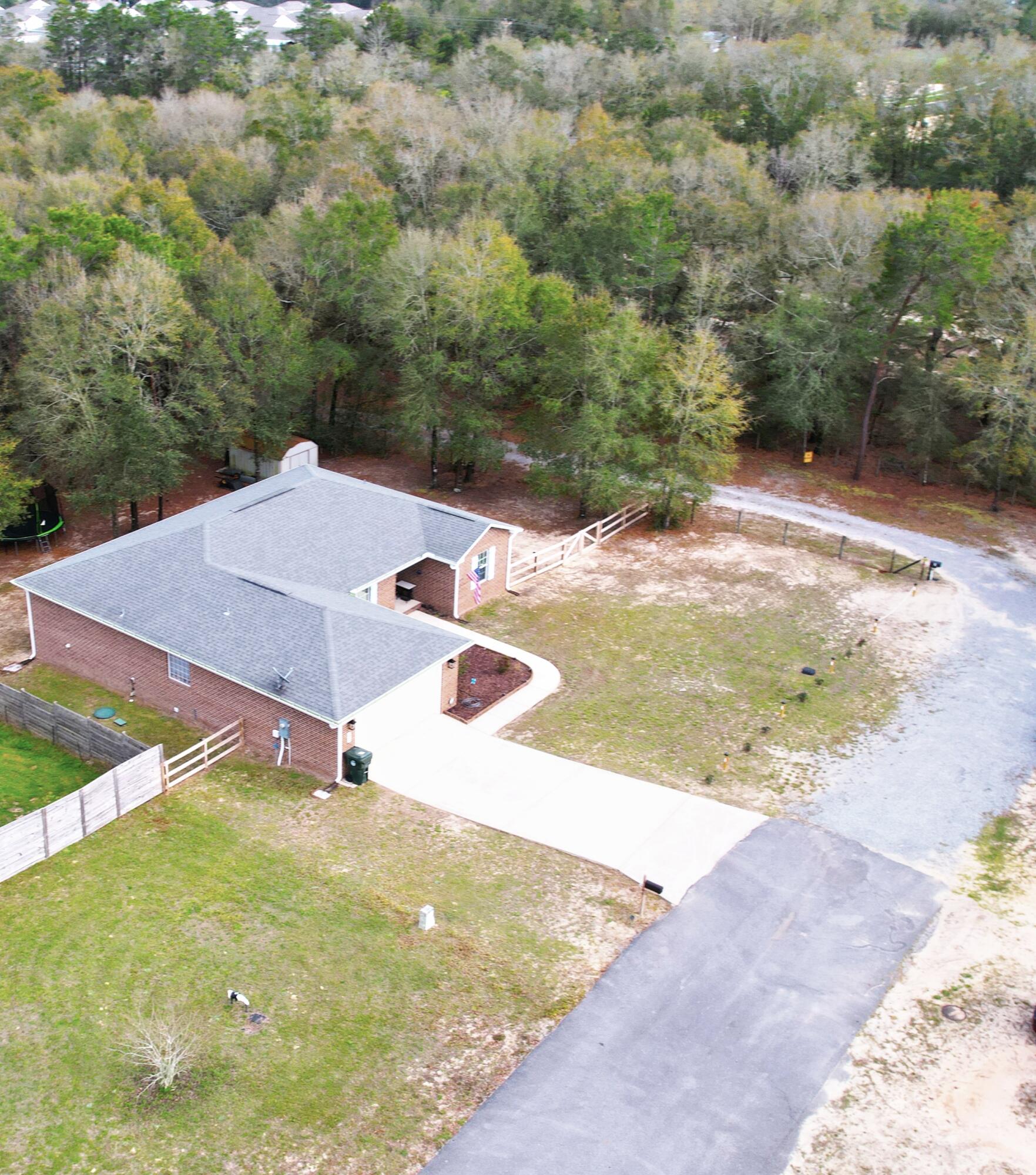 HIDDEN LAKES ESTATES - Residential