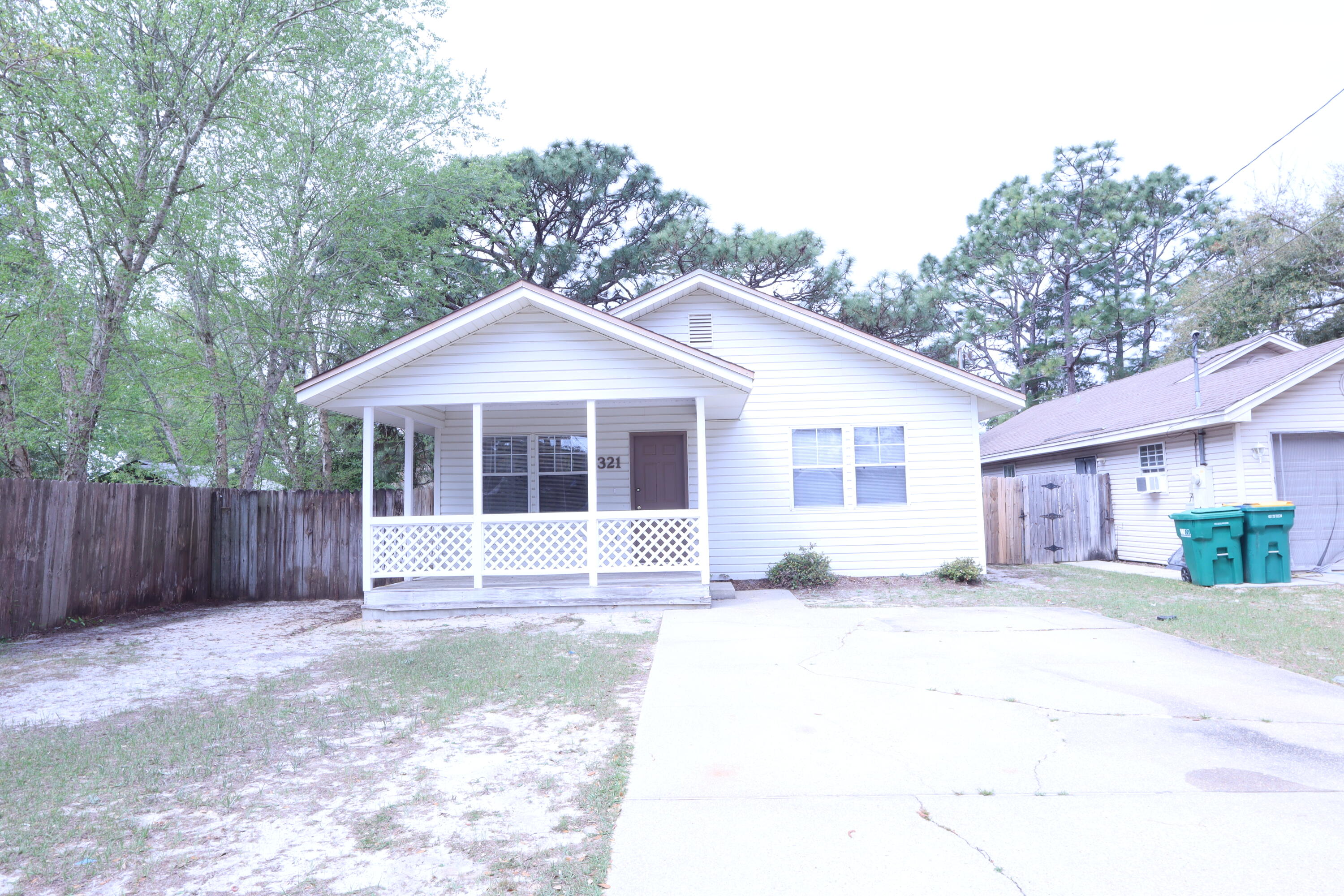 WYNNEHAVEN BEACH PATIO HOMES - Residential Lease