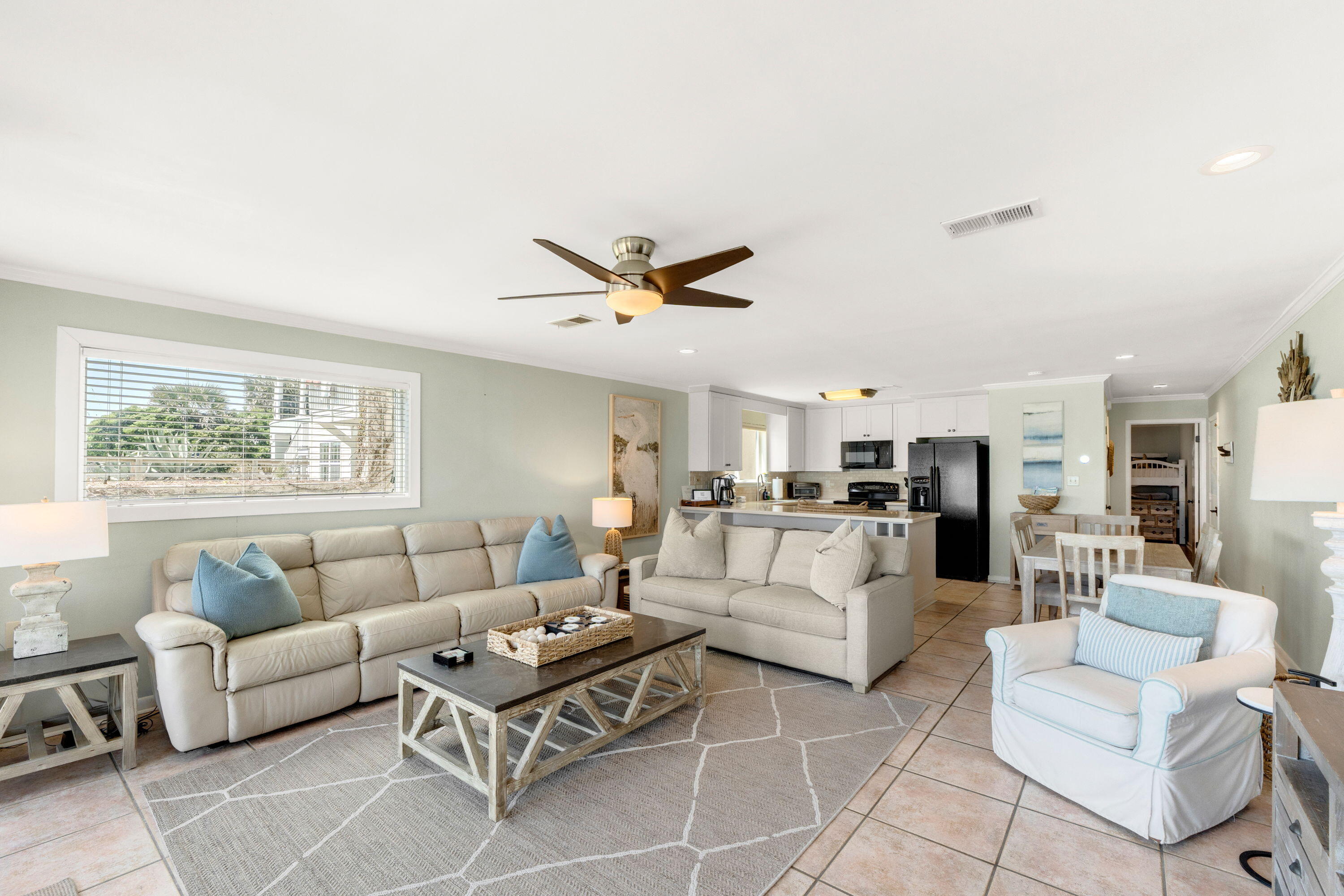 BLUE MOUNTAIN VILLAS CONDO - Residential