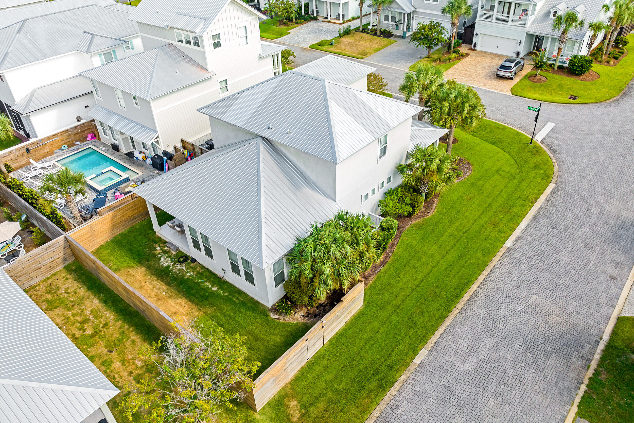 FRANGISTA BEACH 2ND ADDN - Residential