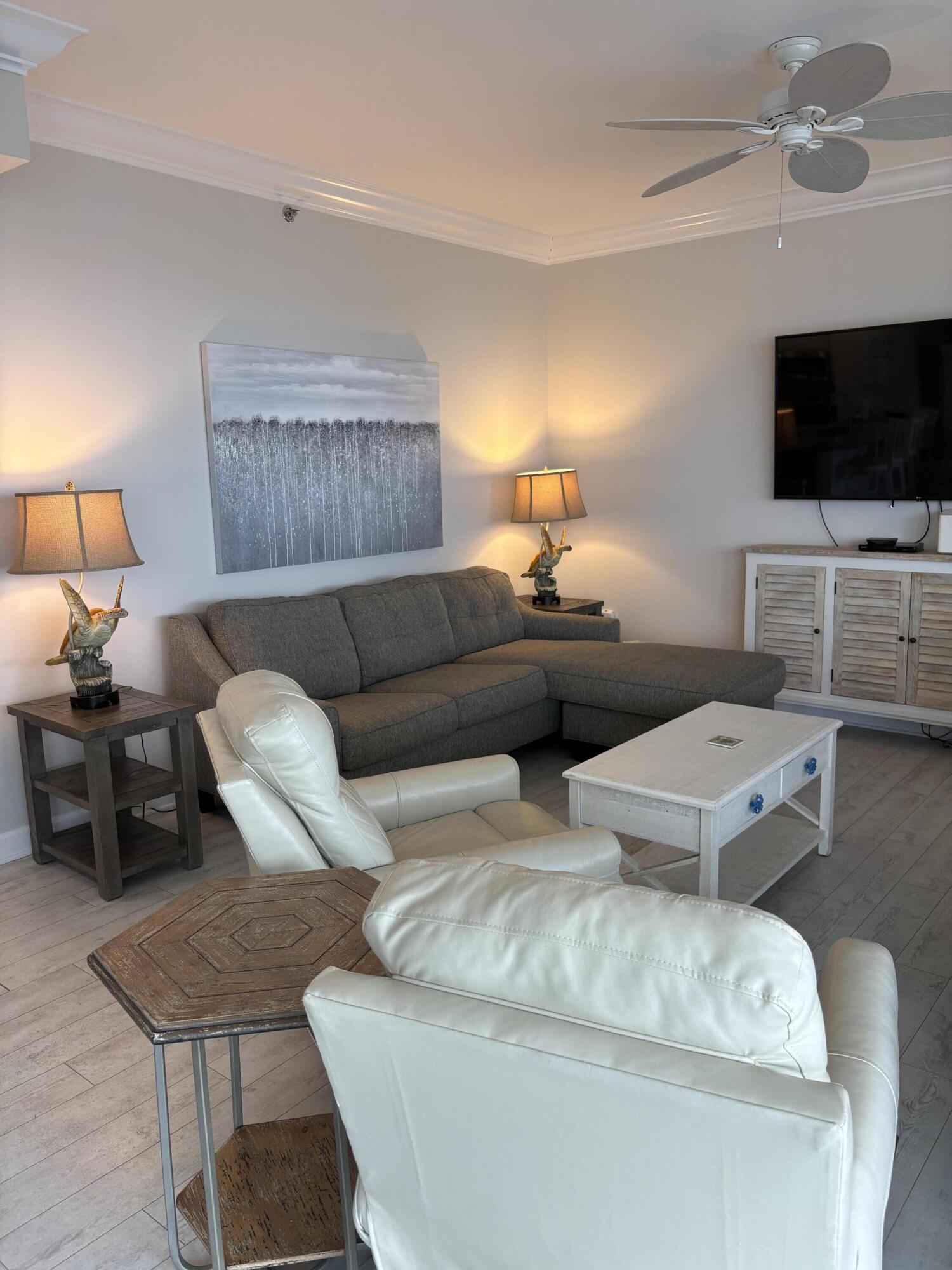 TIDES AT TOPS'L - Residential