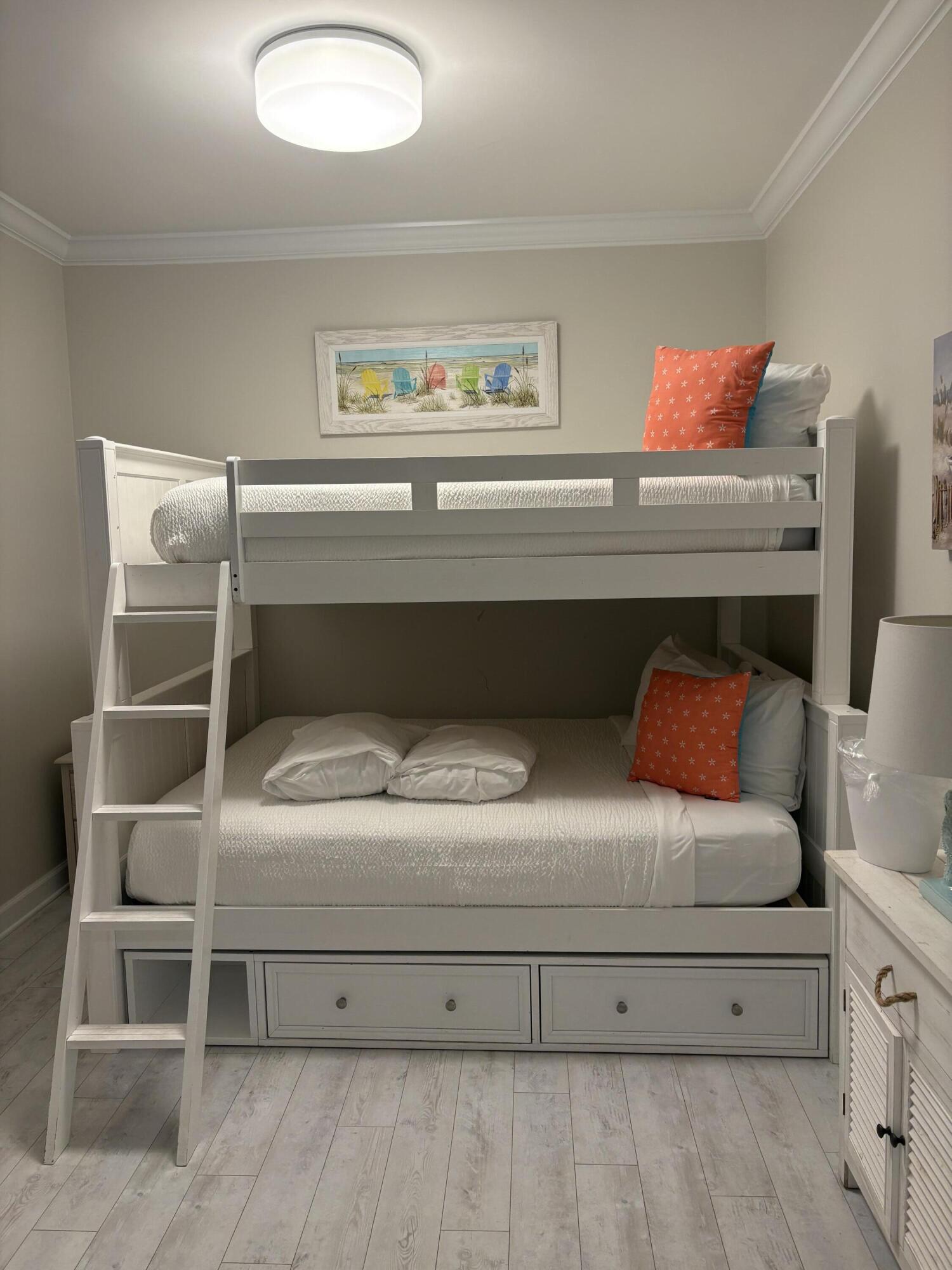TIDES AT TOPS'L - Residential