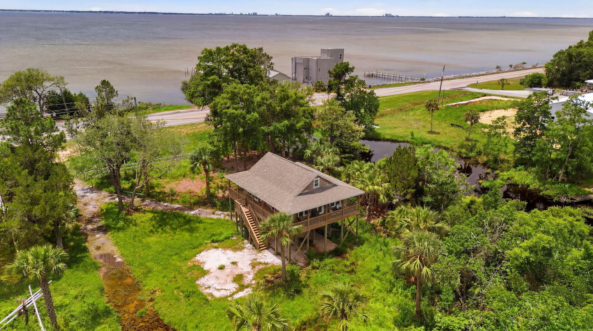 LOT 30 BLK D MULLET CREEK S/D PB 2-68A OR 3262-4107 OR 3353-3259 - Land