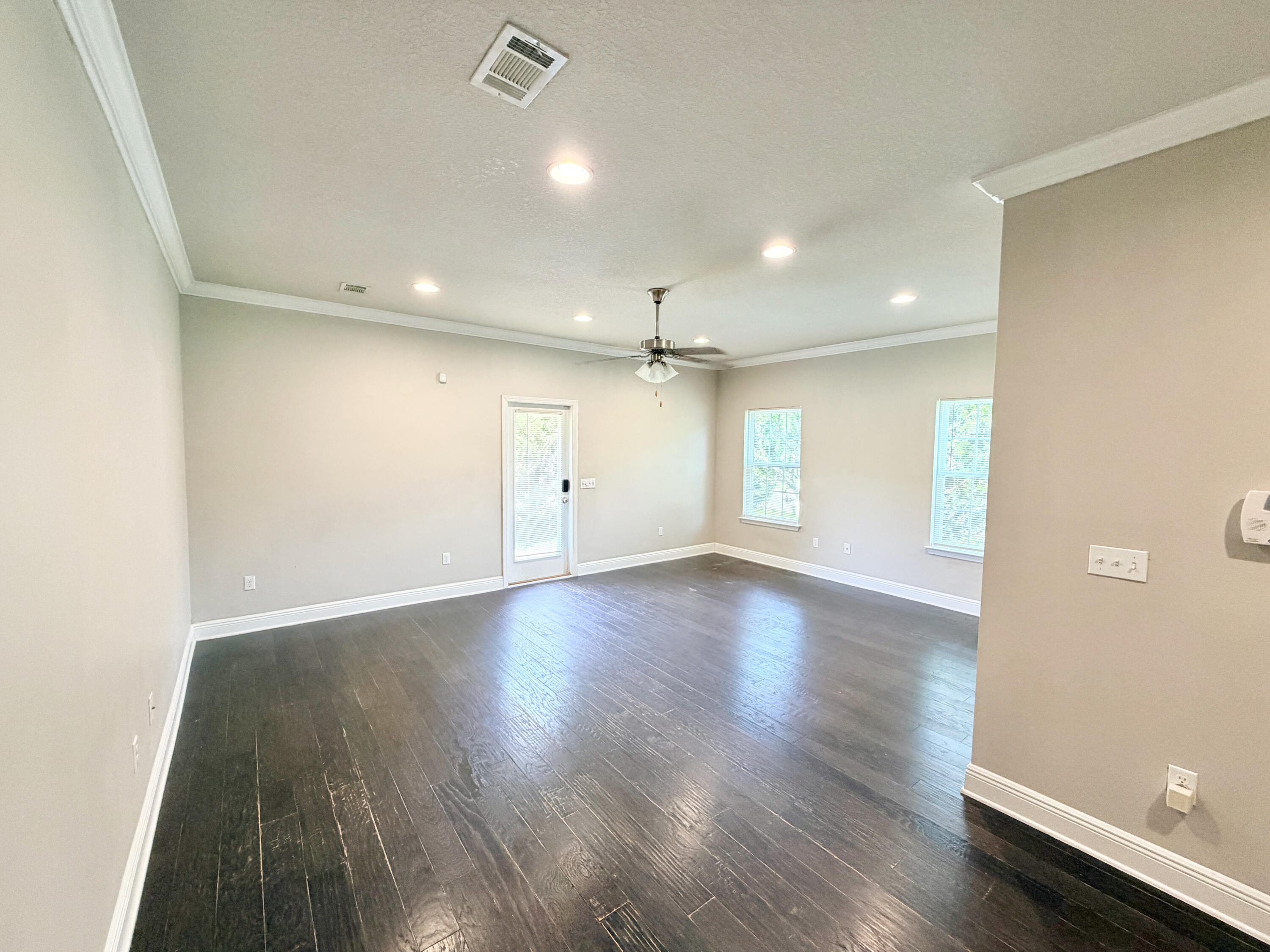 WATER OAKS T/H - Residential