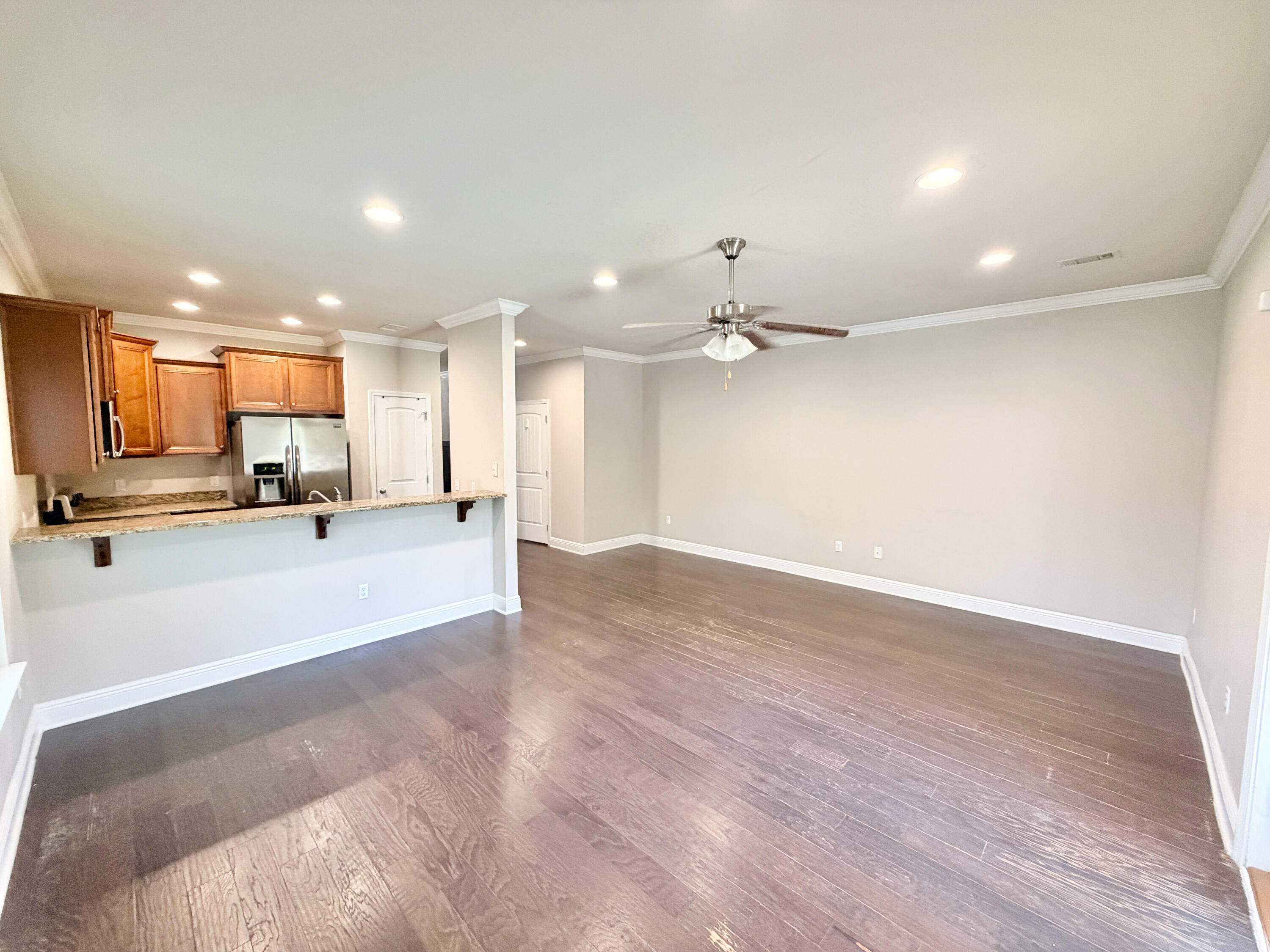 WATER OAKS T/H - Residential