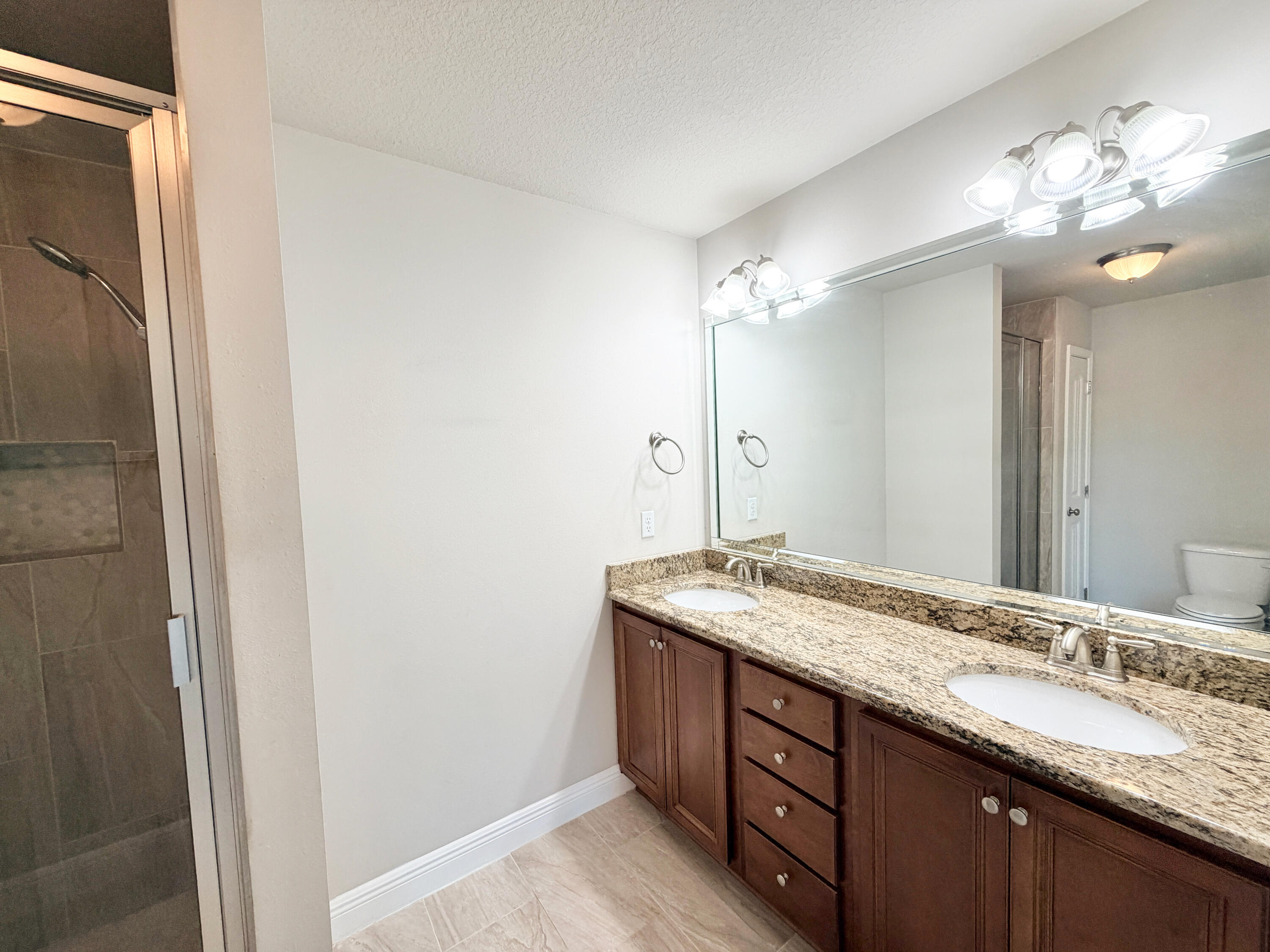 WATER OAKS T/H - Residential