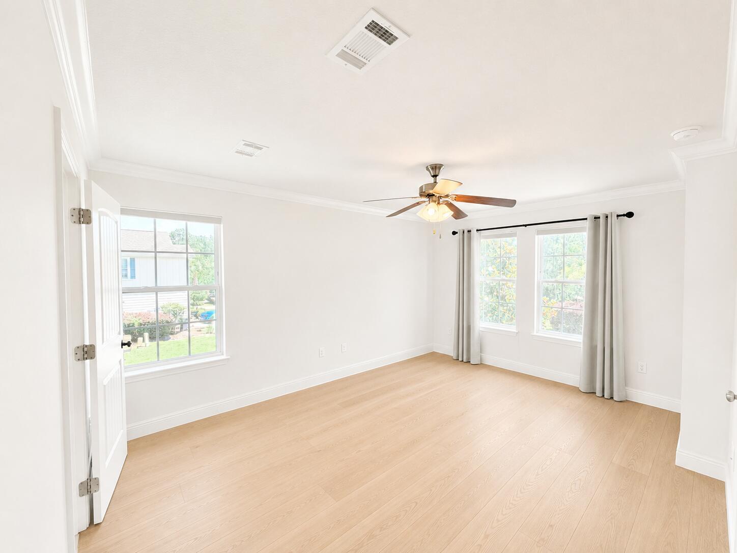 WATER OAKS T/H - Residential