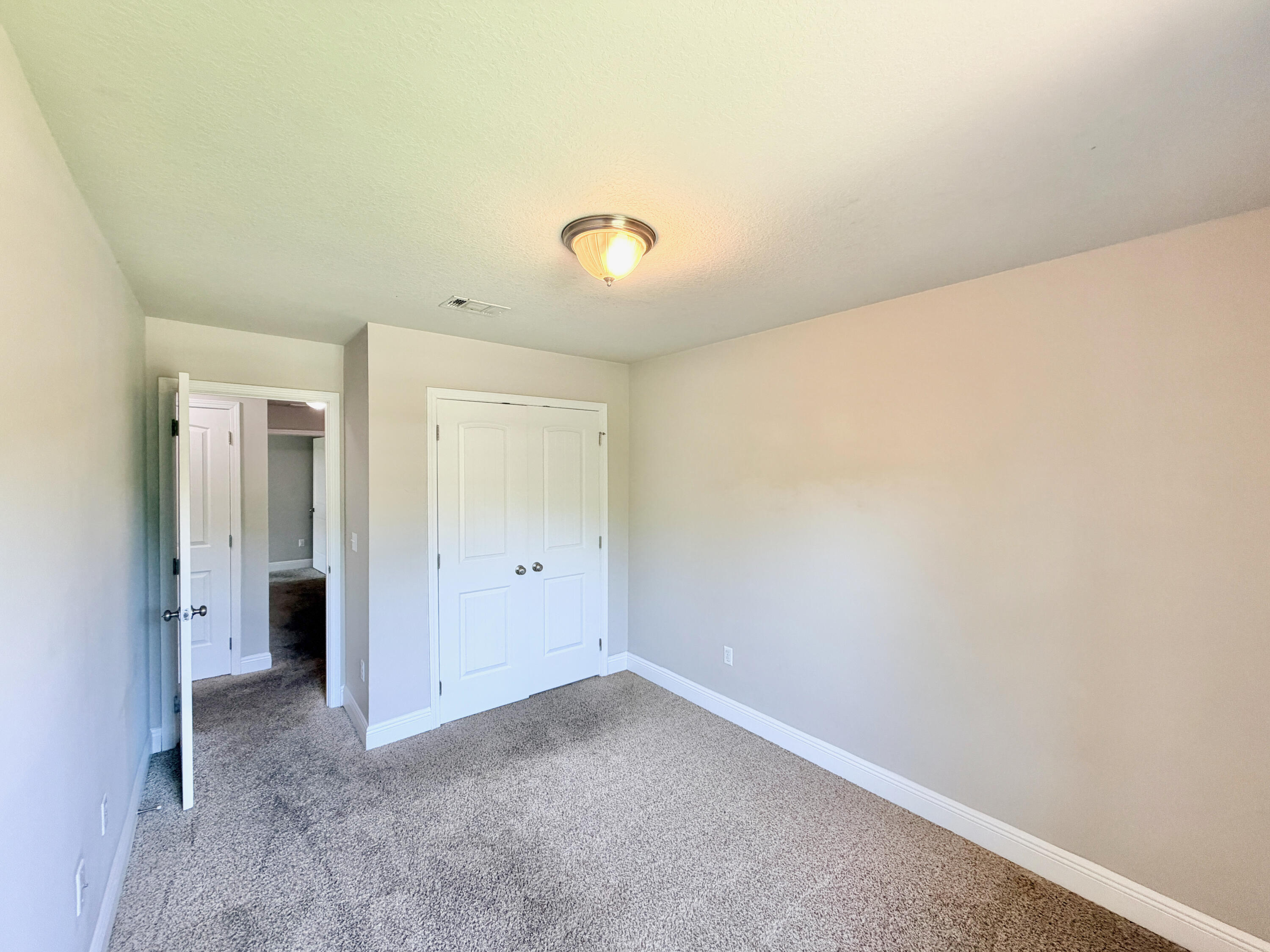 WATER OAKS T/H - Residential