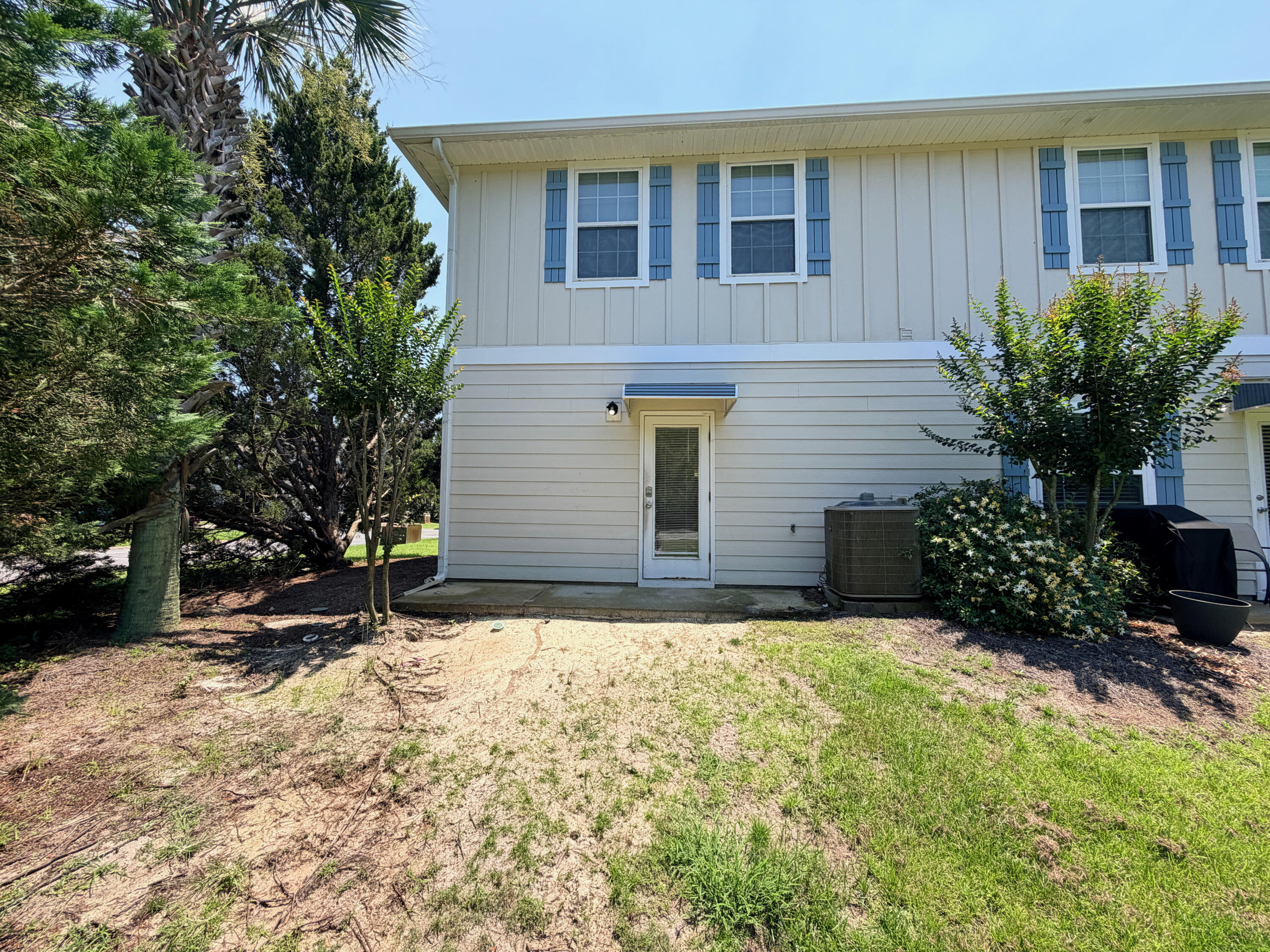 WATER OAKS T/H - Residential