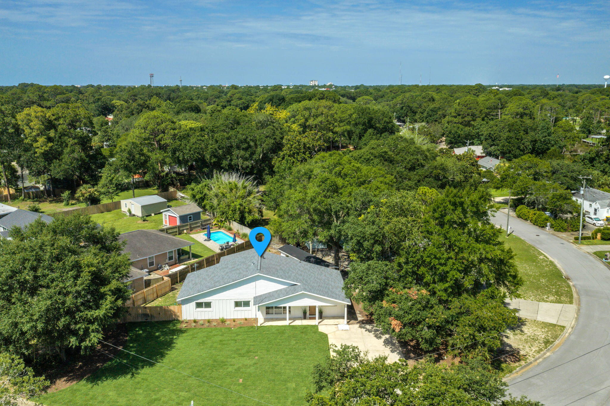 ELLIOTTS POINT 8TH ADDN - Residential