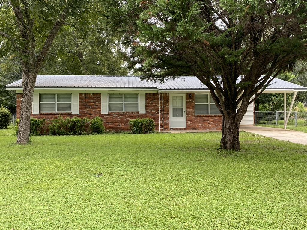 ADAMS POWELL - Residential Lease