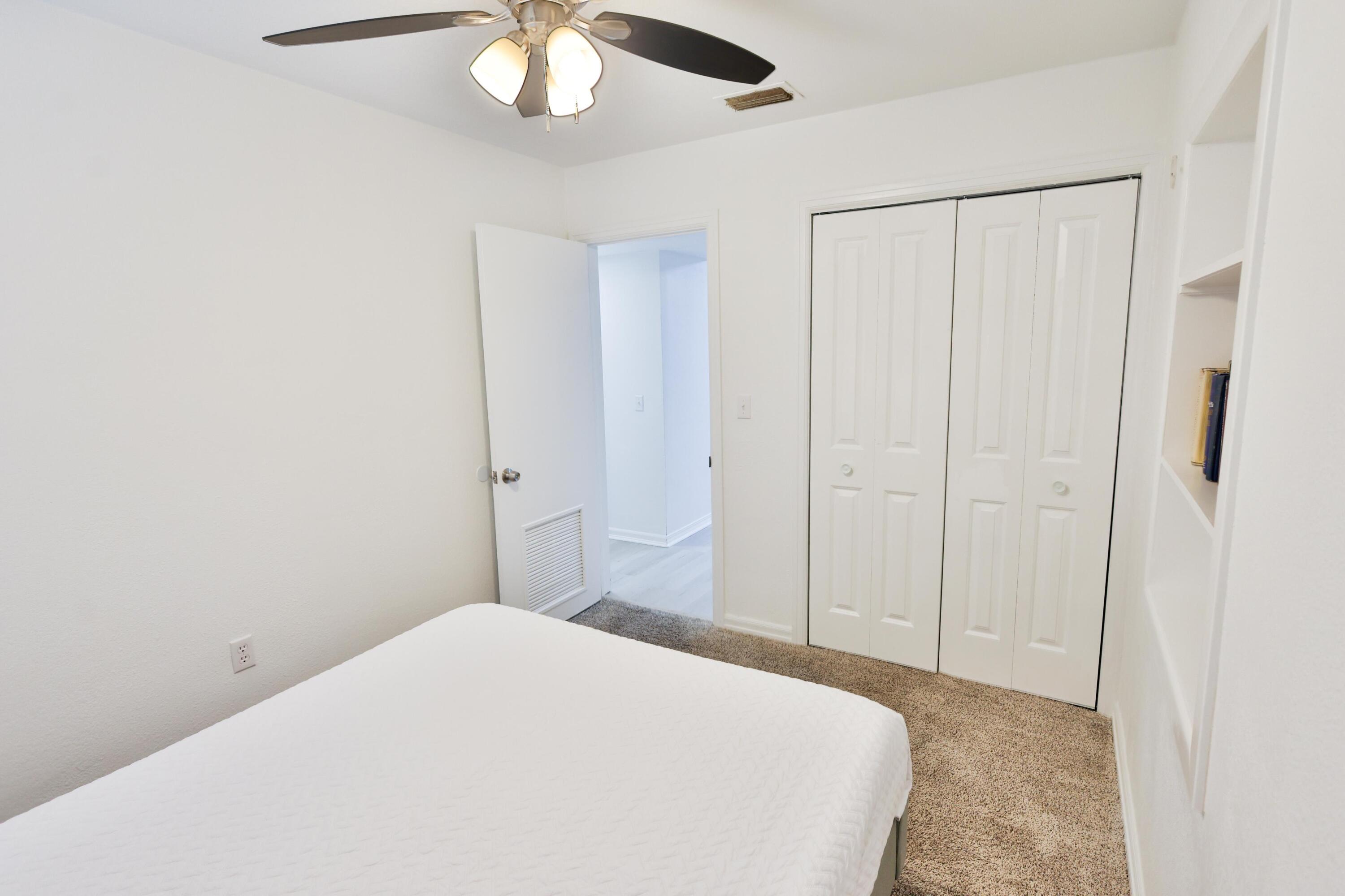 ELLIOTTS POINT 7TH ADDN - Residential