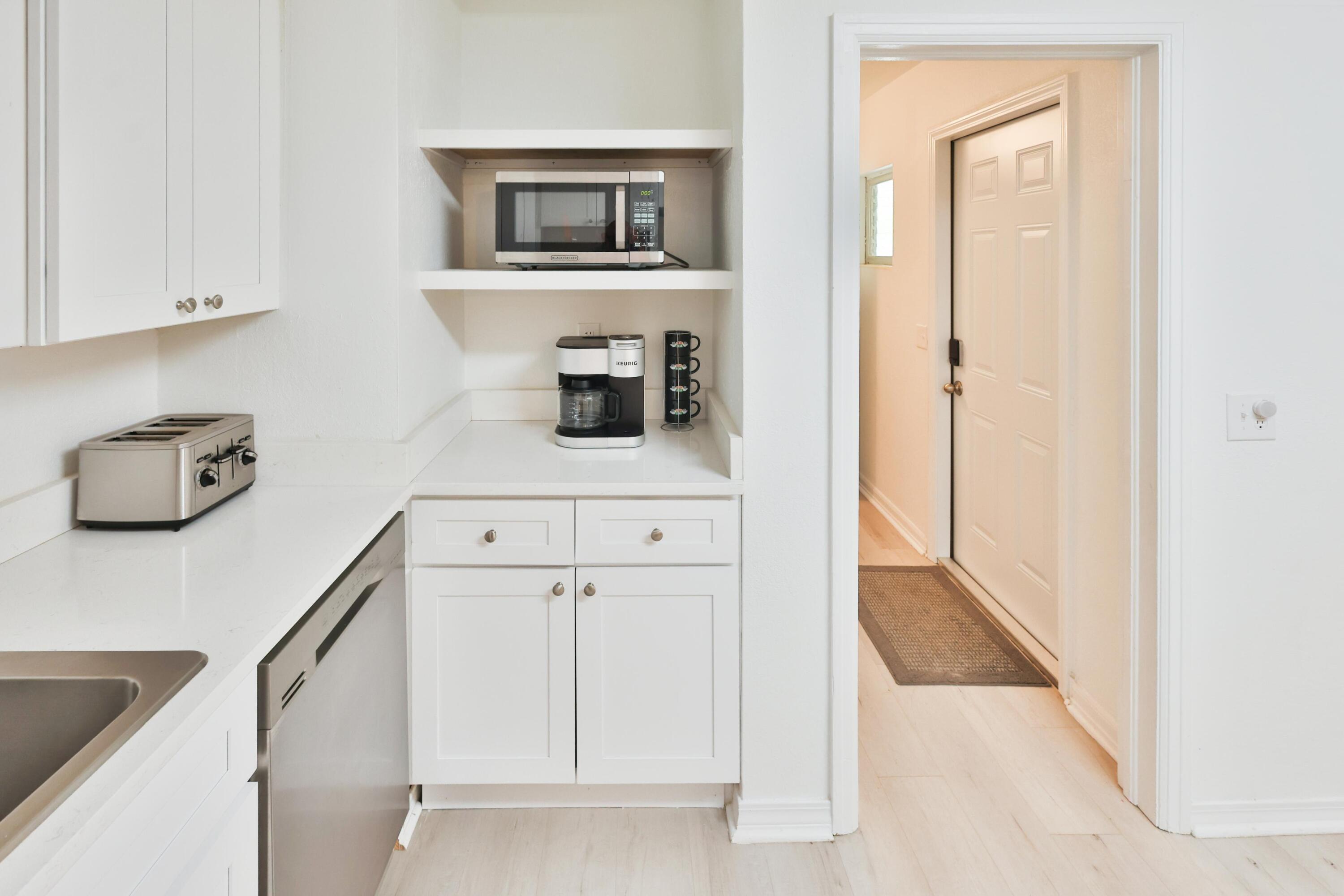 ELLIOTTS POINT 7TH ADDN - Residential